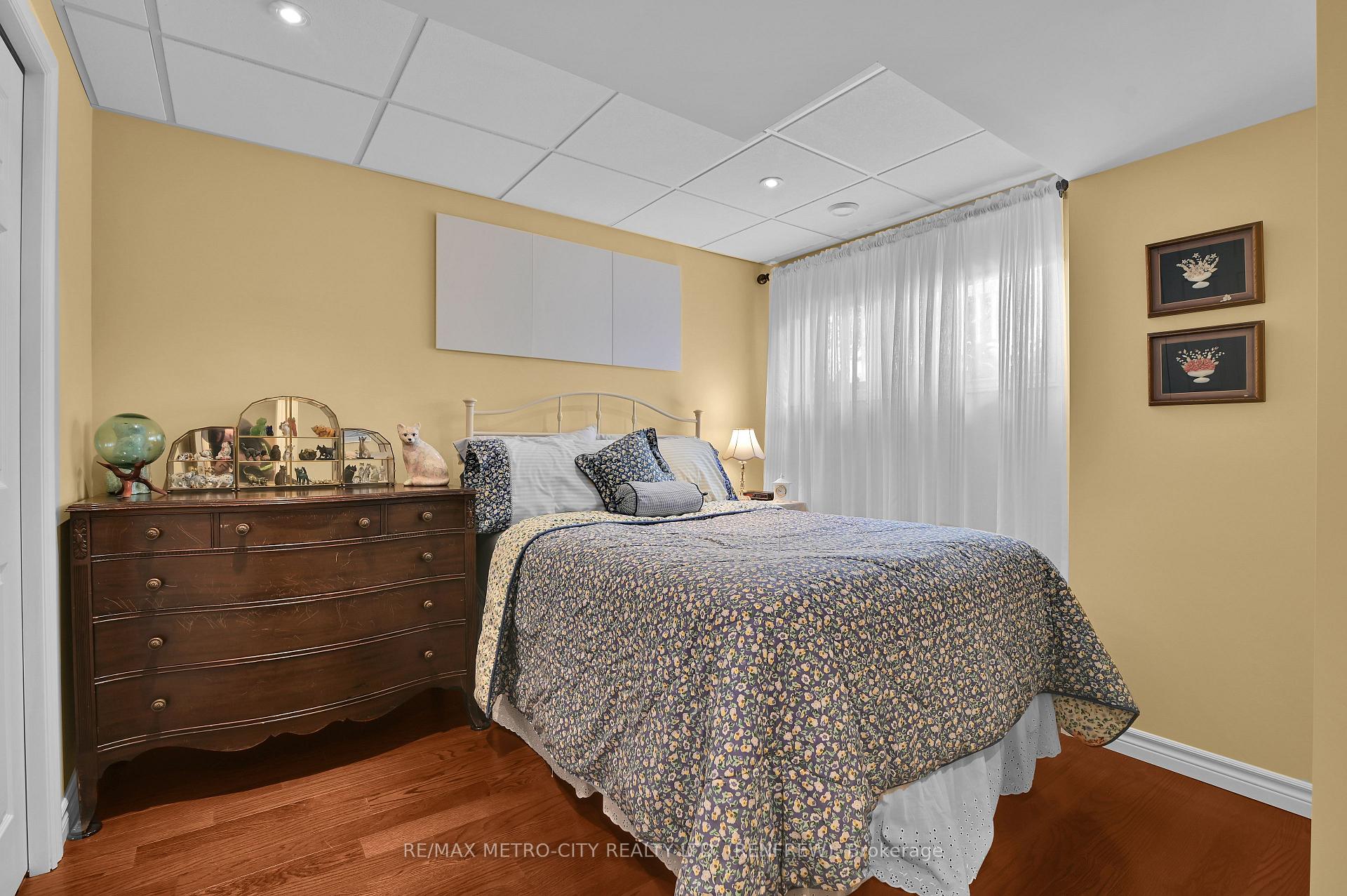 Photo 22 of 854 Eighth Street, Renfrew, Renfrew — HOMEH