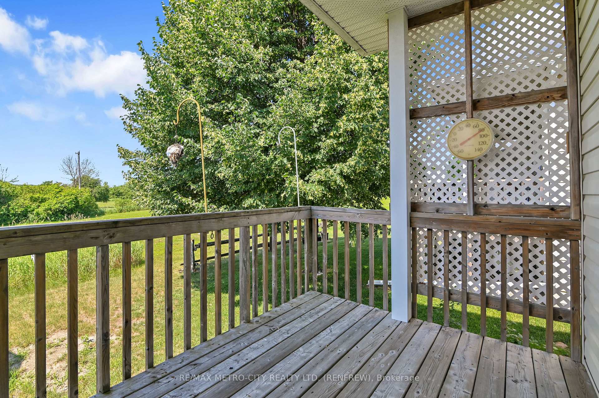 Photo 29 of 854 Eighth Street, Renfrew, Renfrew — HOMEH