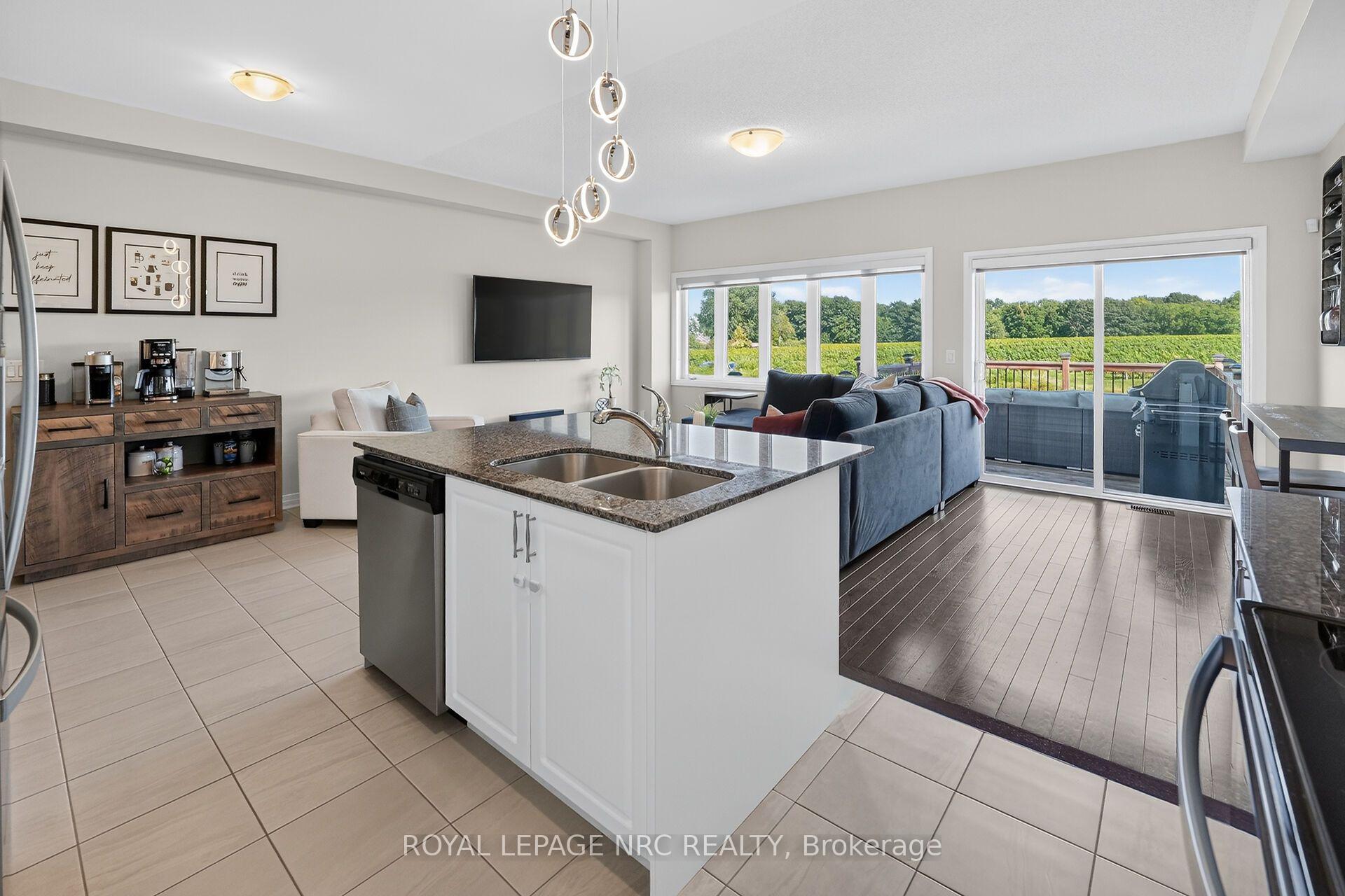 Photo 9 of 4173 Cherry Heights Boulevard, Lincoln, Beamsville — HOMEH