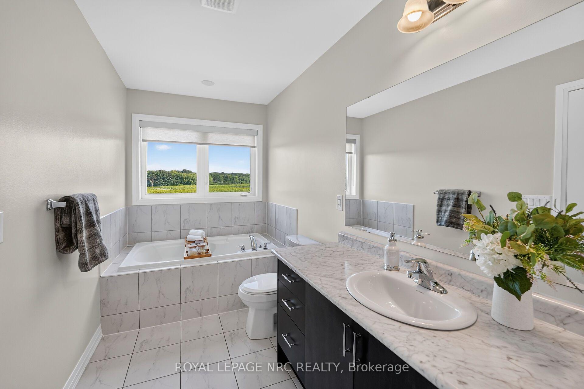 Photo 20 of 4173 Cherry Heights Boulevard, Lincoln, Beamsville — HOMEH