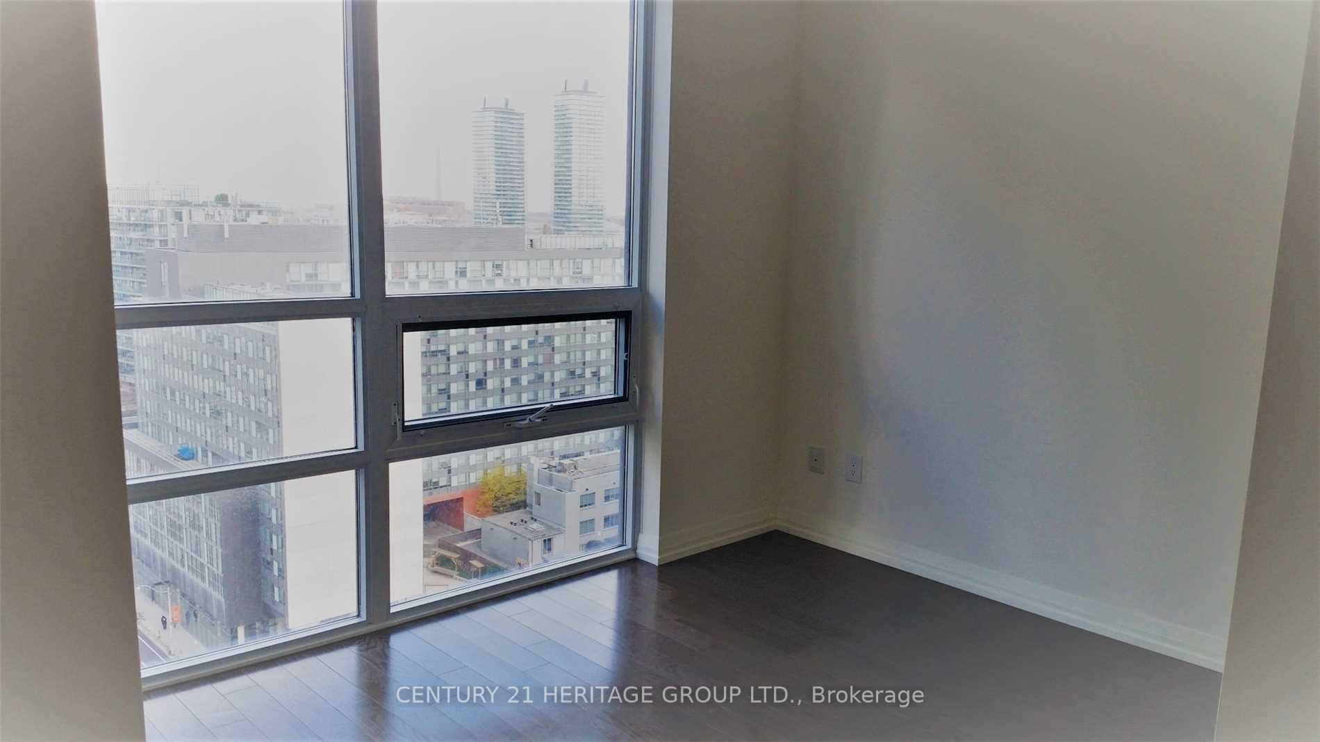 Photo 3 of Unit 1910, 460 Adelaide Street E, Toronto, Moss Park — HOMEH