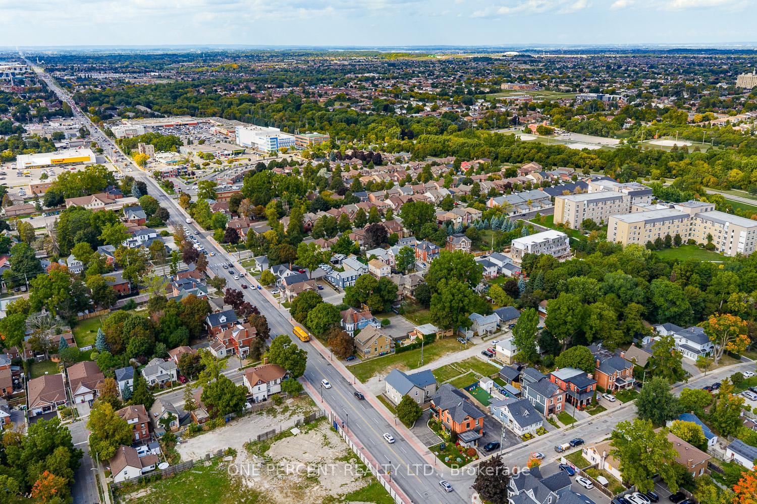 Photo 41 of 3 Bird Avenue, Brampton, Downtown Brampton — HOMEH