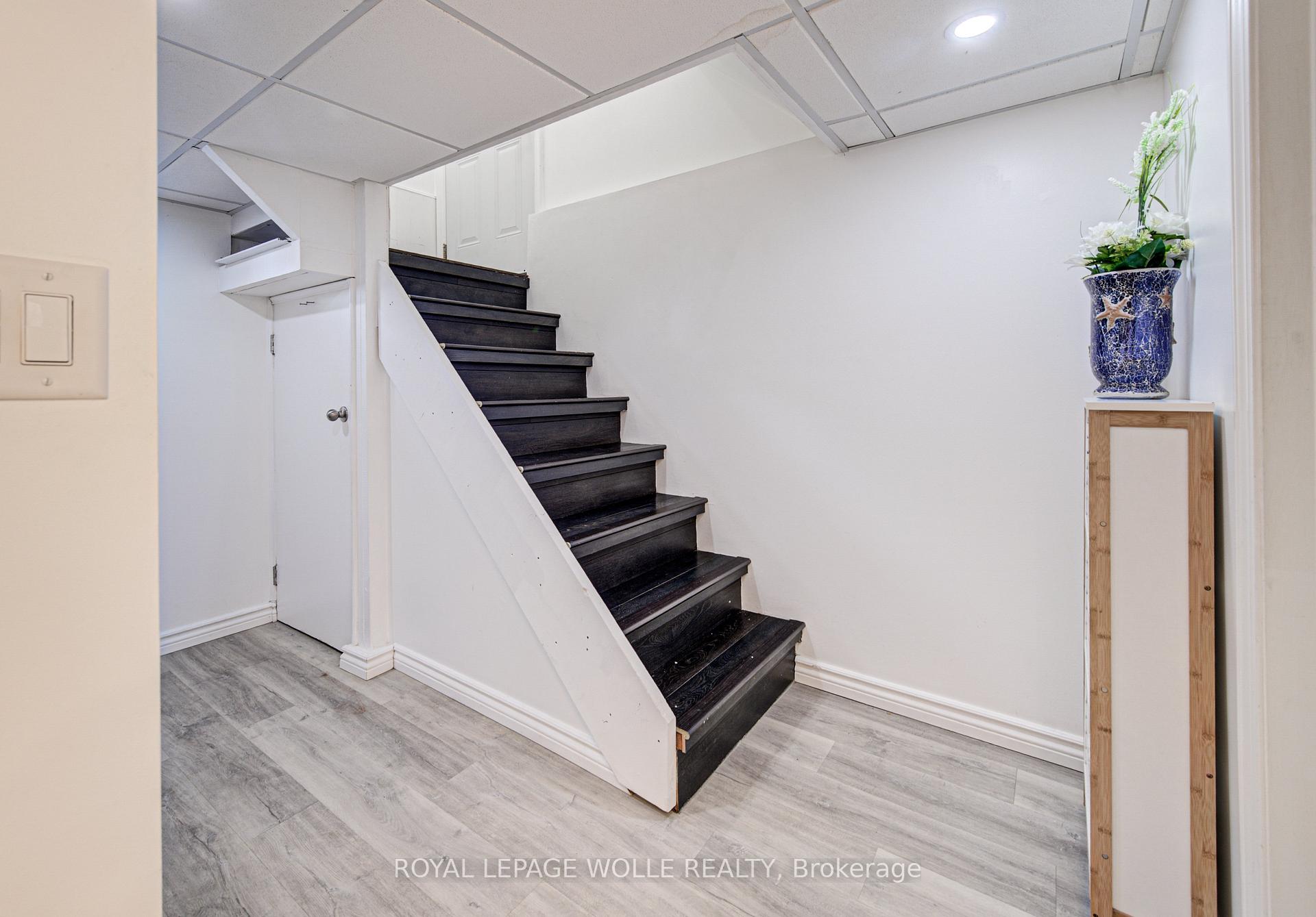 Photo 21 of 152 Clark Avenue, Kitchener, Vanier - Kitchener — HOMEH