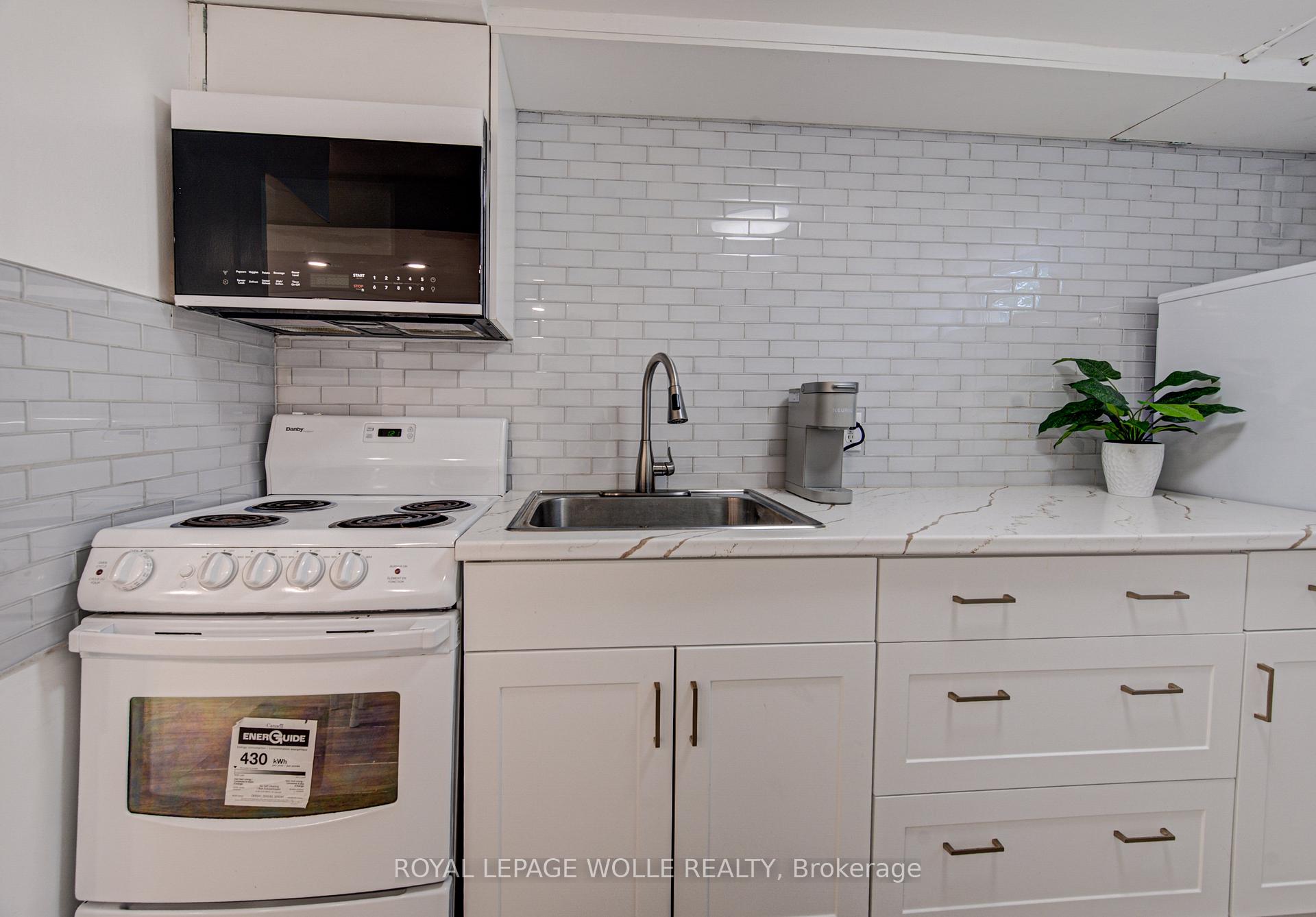 Photo 26 of 152 Clark Avenue, Kitchener, Vanier - Kitchener — HOMEH
