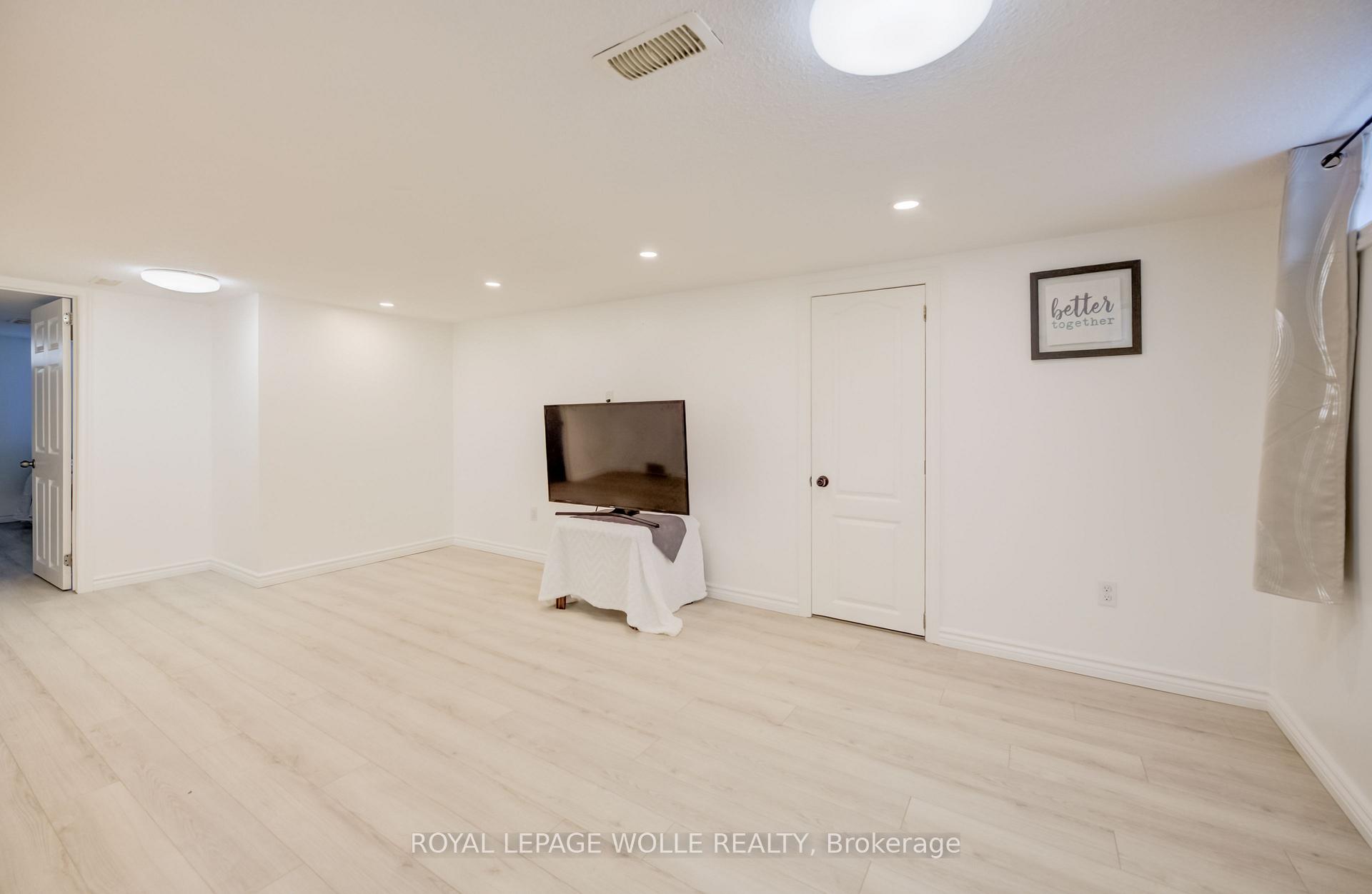 Photo 30 of 152 Clark Avenue, Kitchener, Vanier - Kitchener — HOMEH