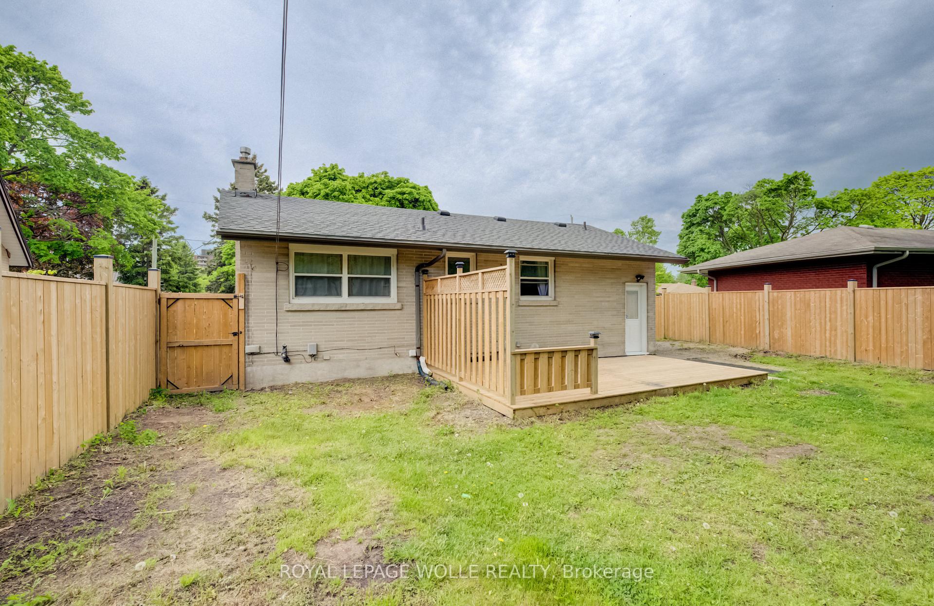 Photo 37 of 152 Clark Avenue, Kitchener, Vanier - Kitchener — HOMEH