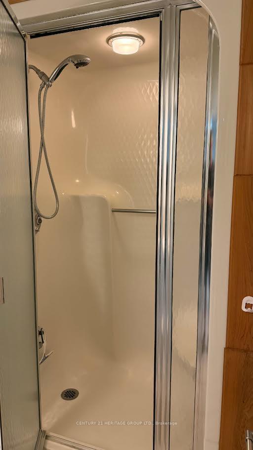 Photo 17 of Unit Bsmt, 37 April Gardens N, Aurora, Aurora Heights — HOMEH