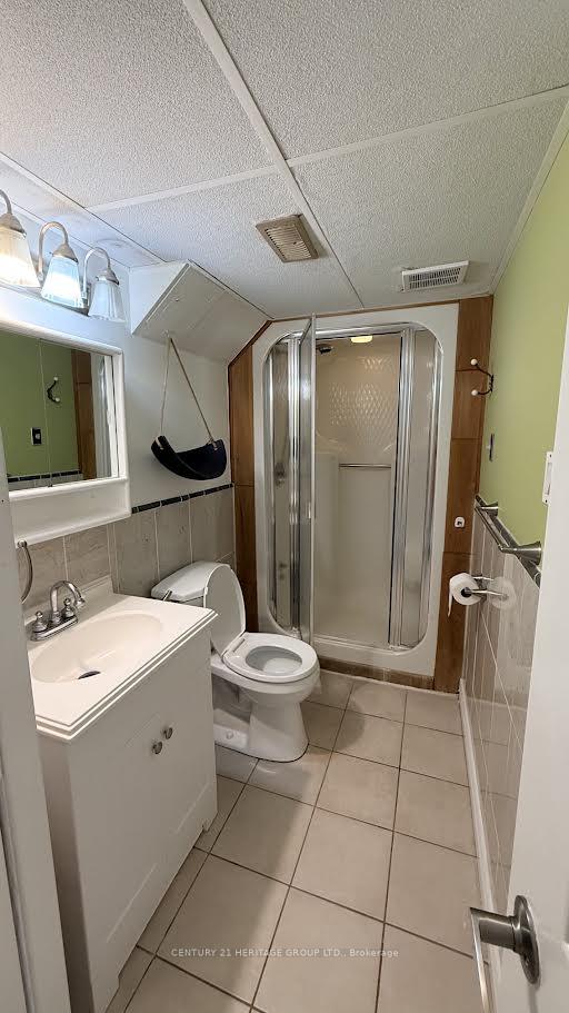 Photo 18 of Unit Bsmt, 37 April Gardens N, Aurora, Aurora Heights — HOMEH