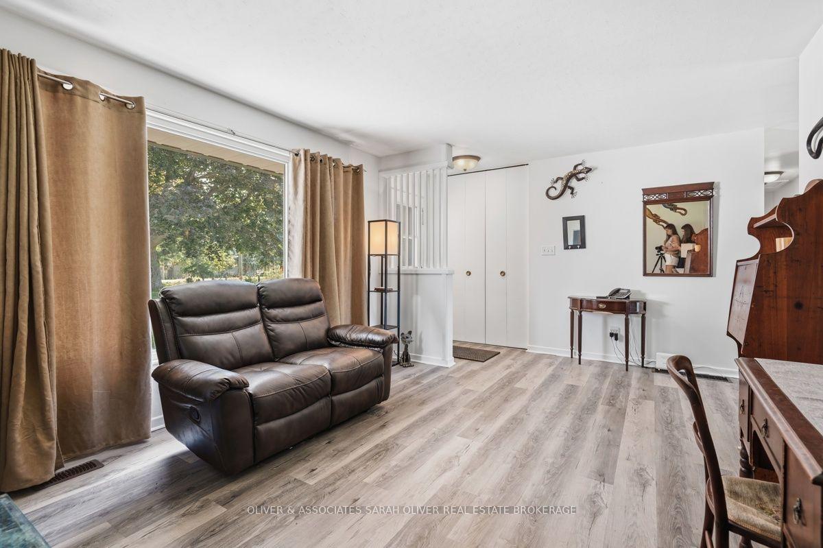 Photo 2 of 4159 Putnam Road, Thames Centre, Rural Thames Centre — HOMEH
