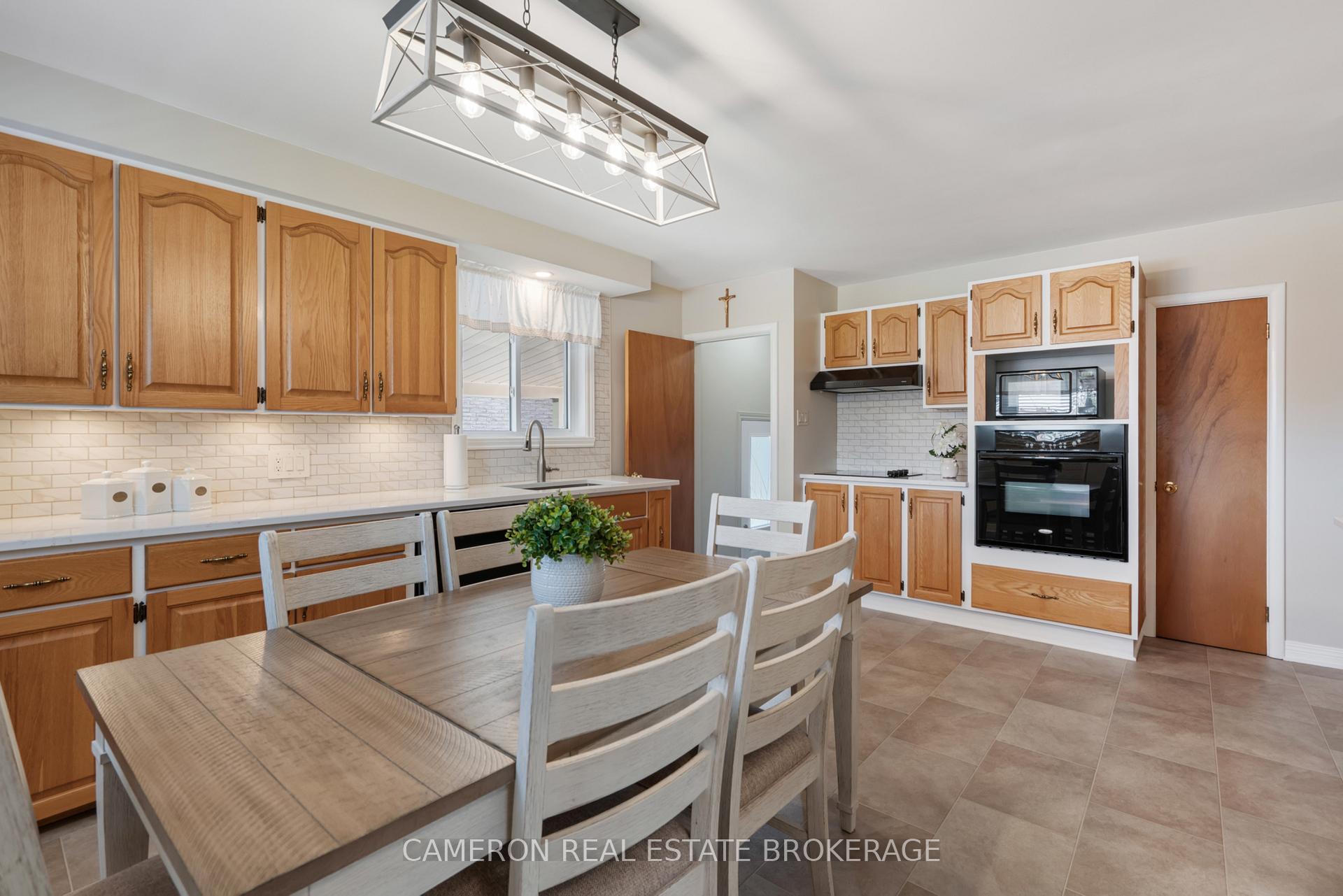 Photo 3 of 409 Danis Avenue, Cornwall, Cornwall — HOMEH
