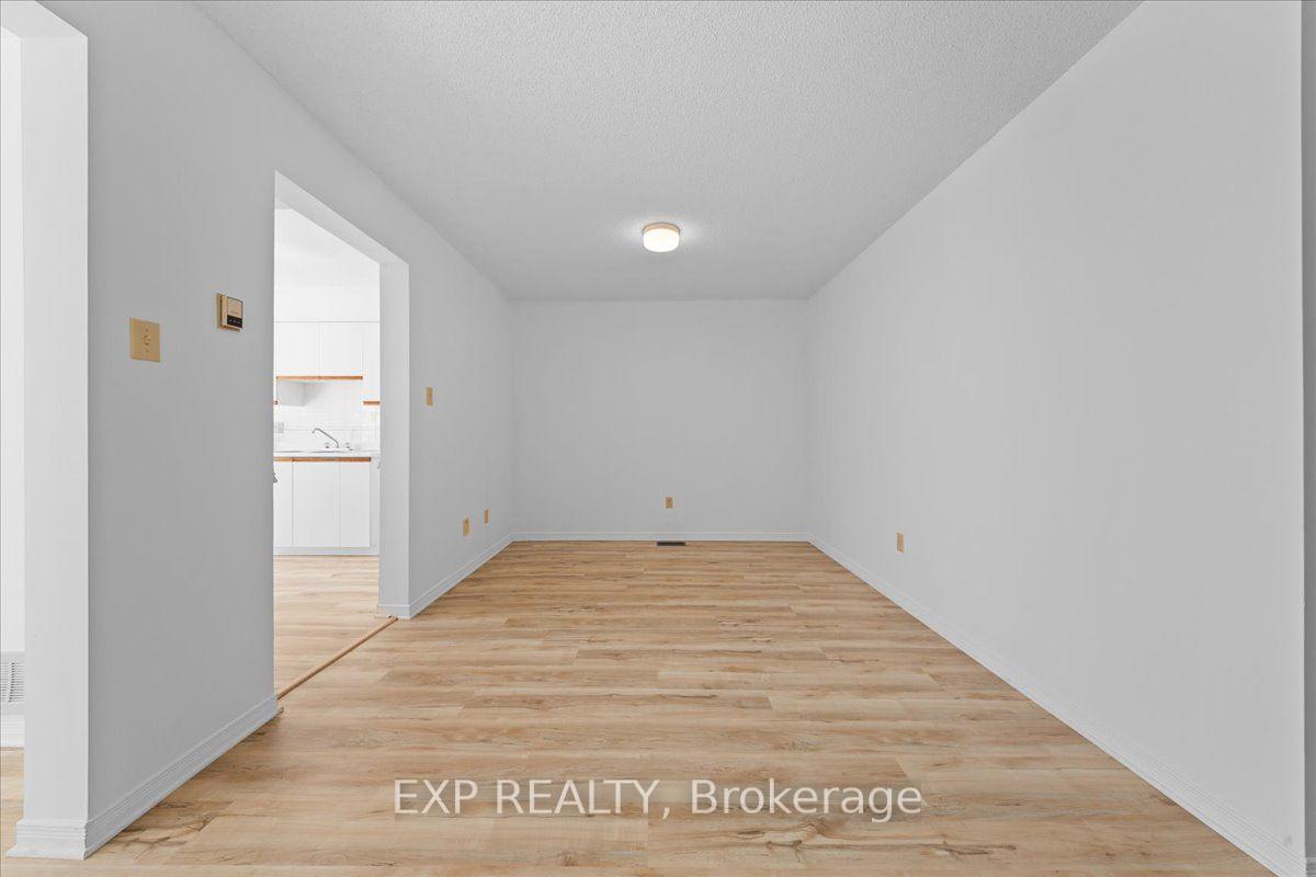 Photo 9 of 77 Waterton Crescent, Ottawa, Kanata - Bridlewood — HOMEH