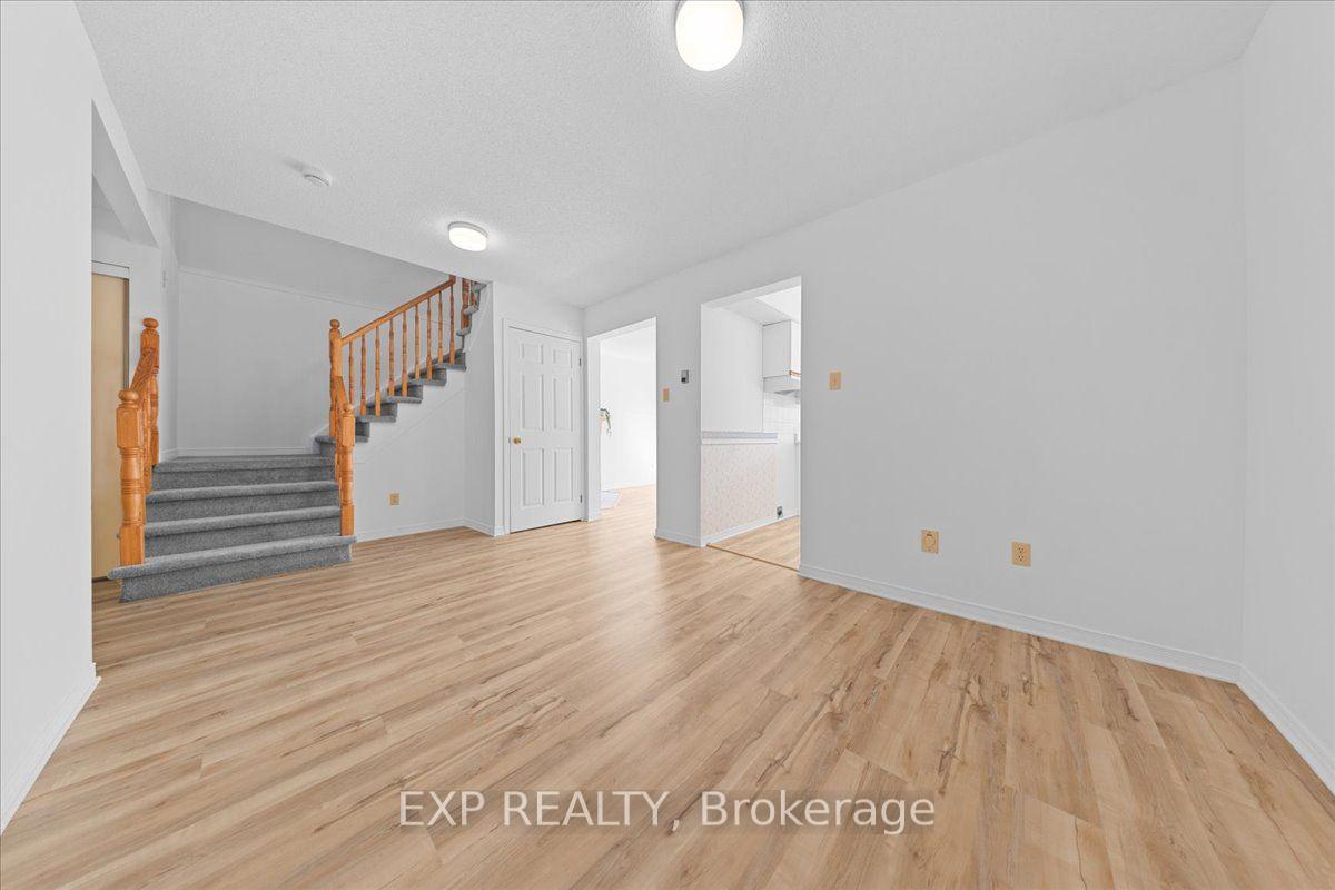 Photo 12 of 77 Waterton Crescent, Ottawa, Kanata - Bridlewood — HOMEH