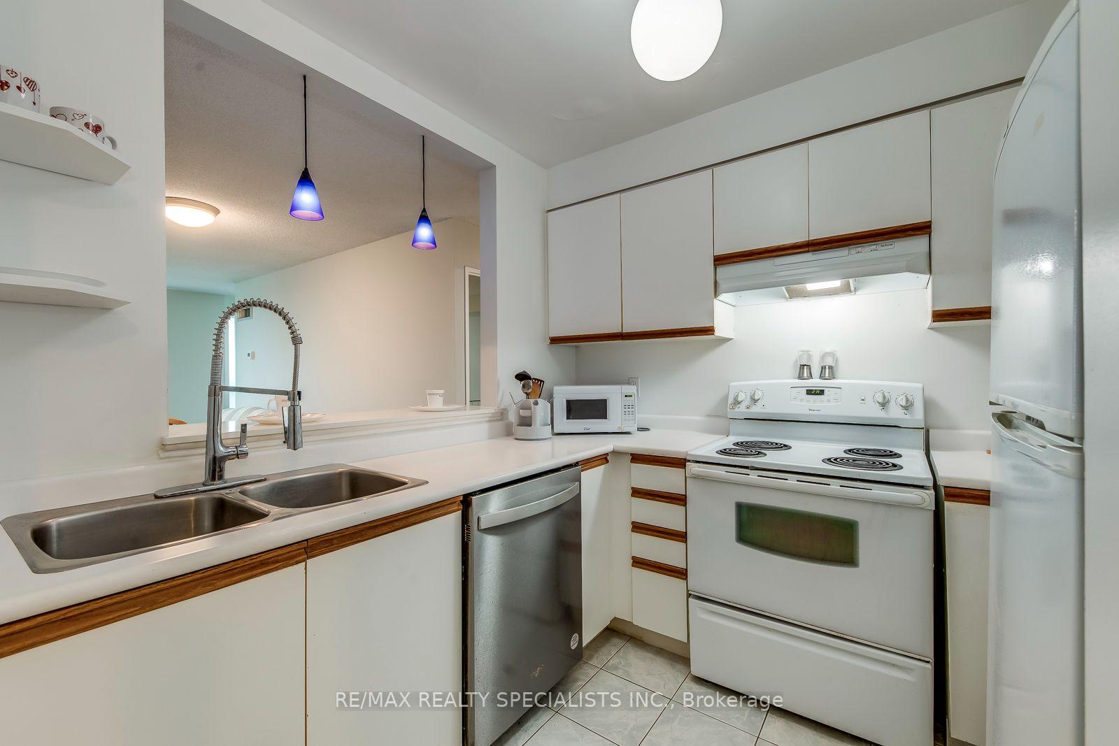 Photo 24 of Unit 1112, 2177 Burnhamthorpe Road, Mississauga, Erin Mills — HOMEH