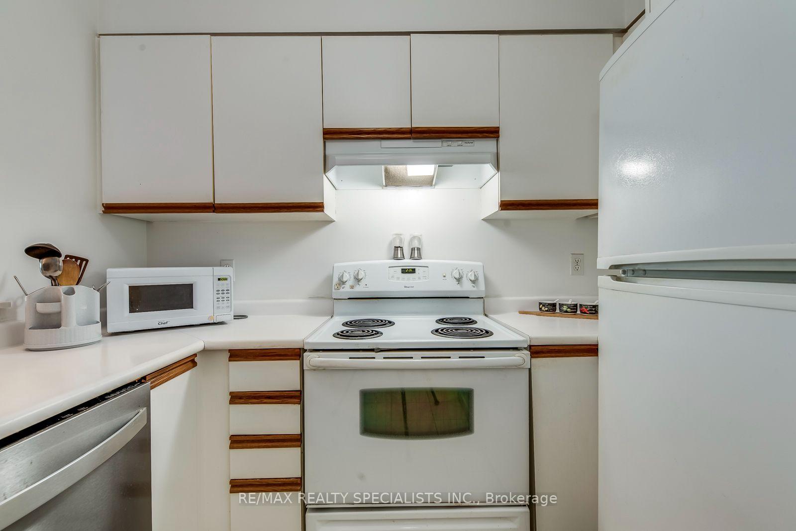 Photo 26 of Unit 1112, 2177 Burnhamthorpe Road, Mississauga, Erin Mills — HOMEH