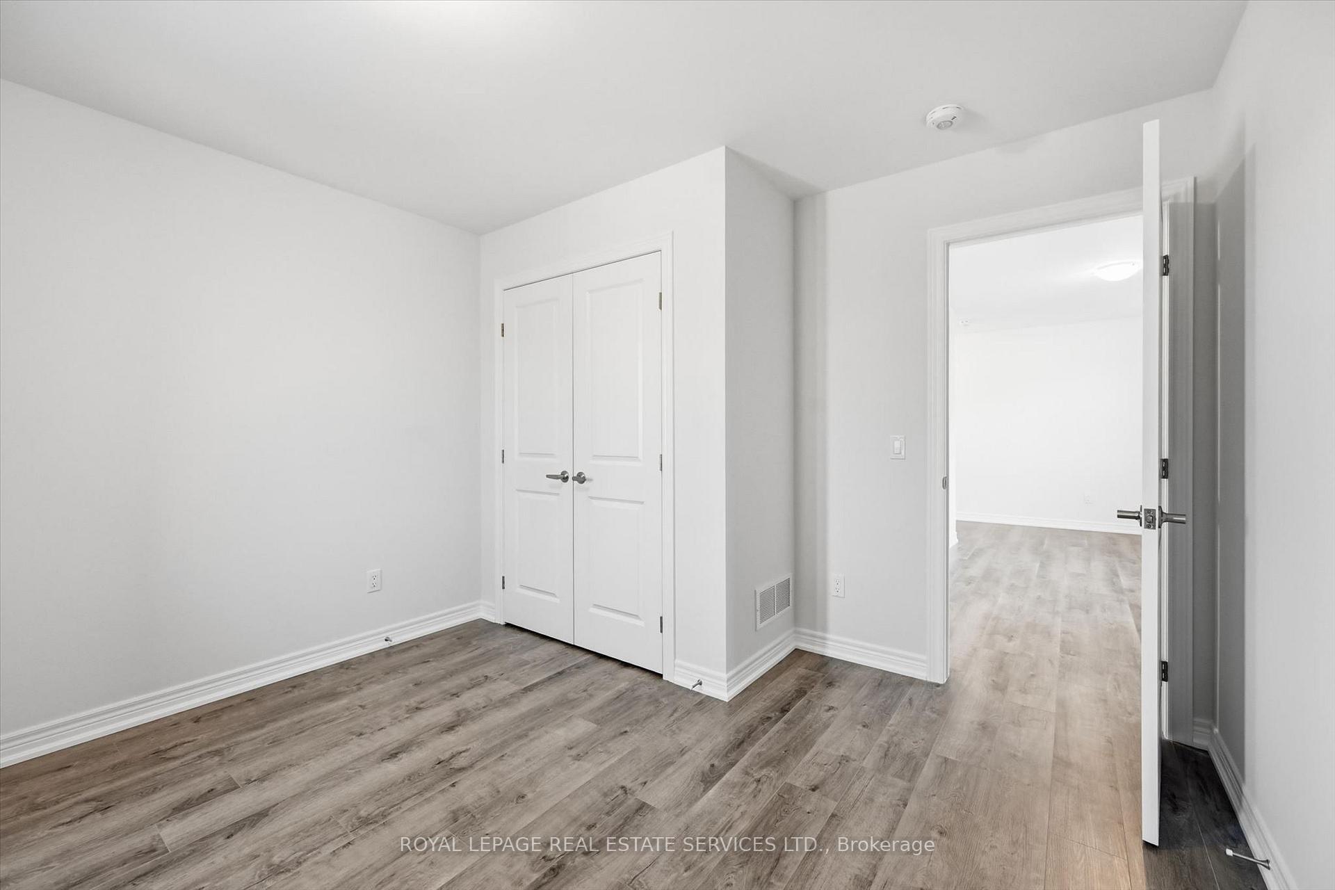 Photo 21 of 74 Valley Trail Place, Hamilton, Waterdown — HOMEH
