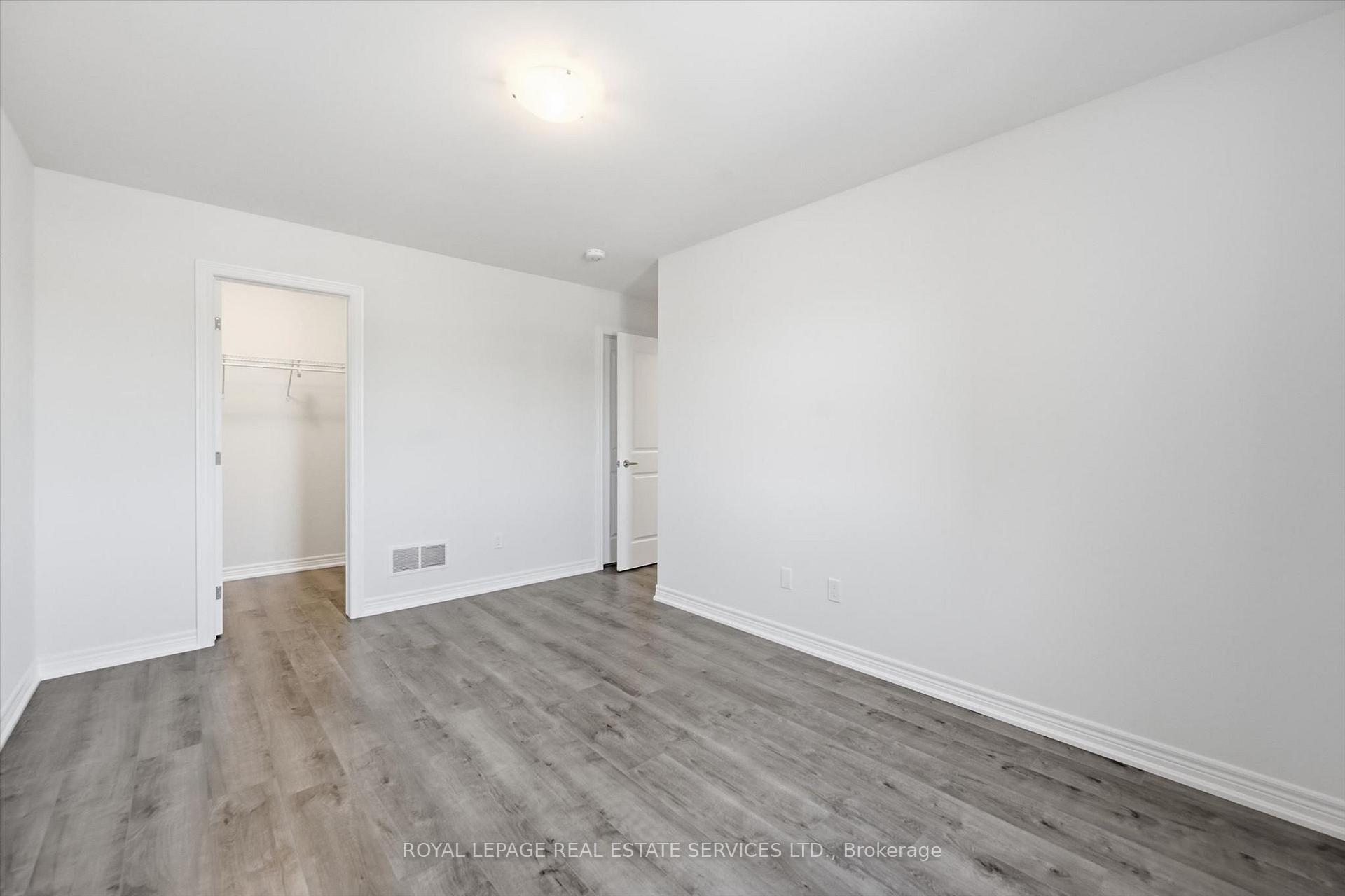 Photo 24 of 74 Valley Trail Place, Hamilton, Waterdown — HOMEH