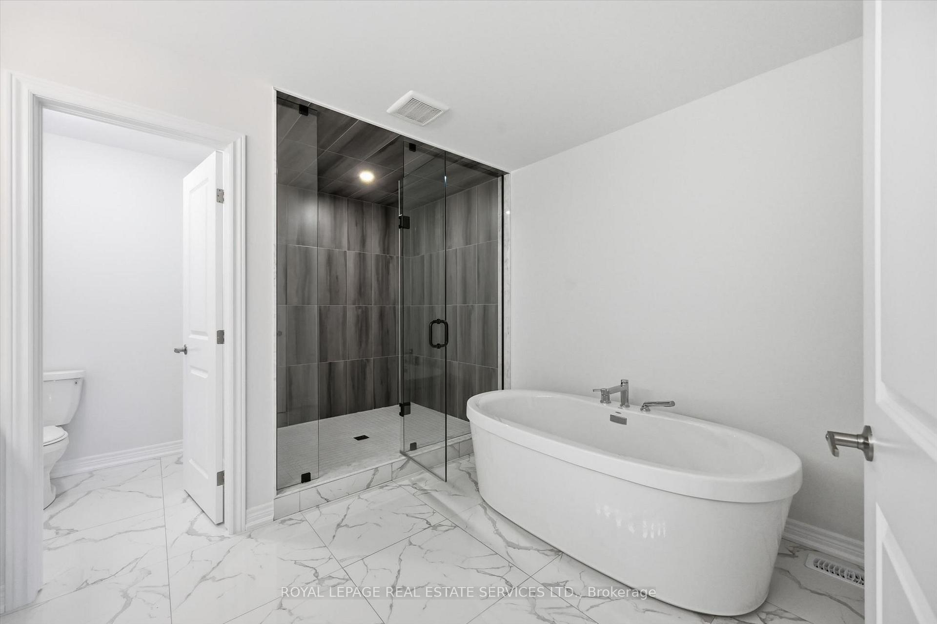 Photo 33 of 74 Valley Trail Place, Hamilton, Waterdown — HOMEH