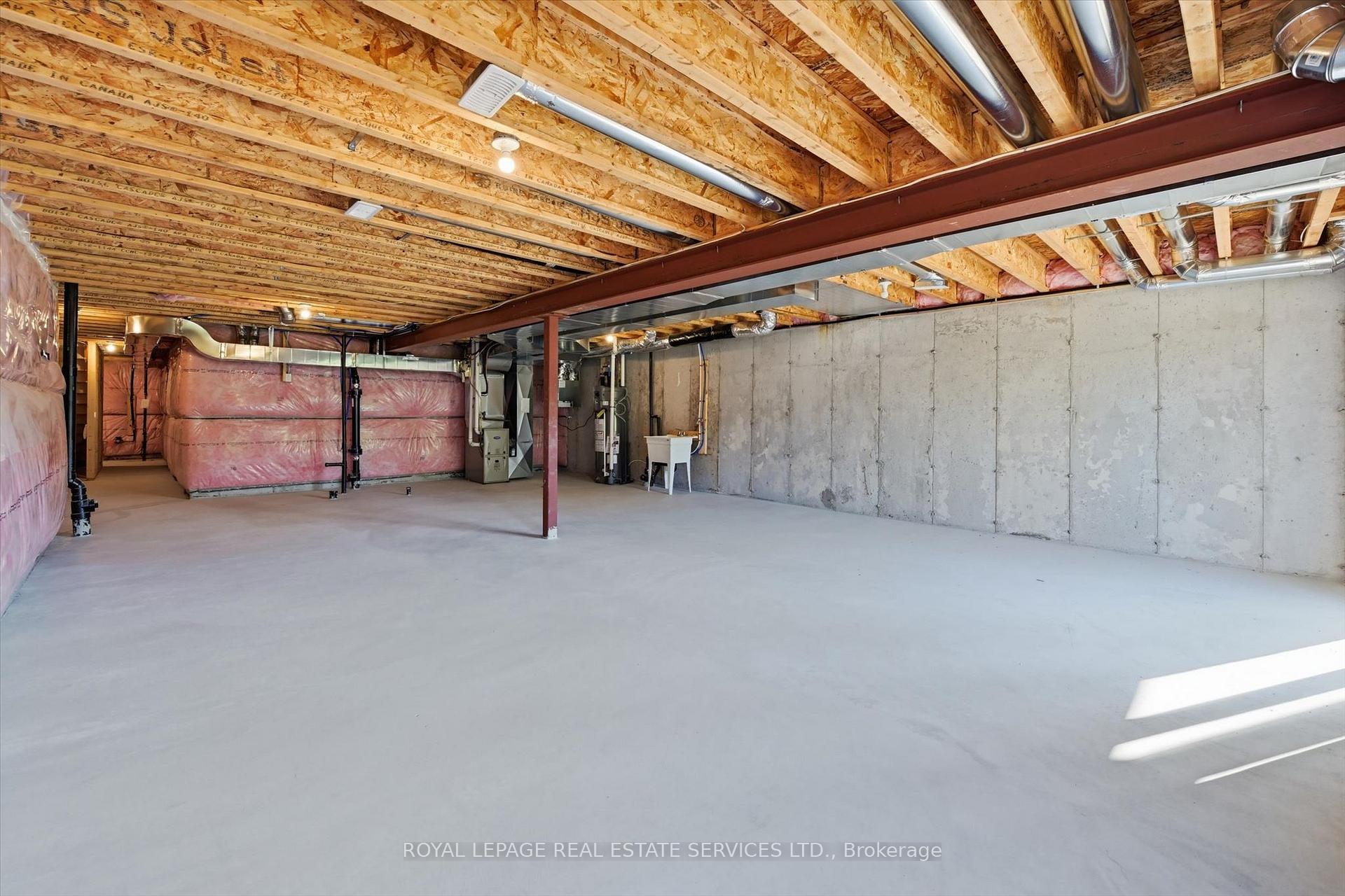 Photo 36 of 74 Valley Trail Place, Hamilton, Waterdown — HOMEH