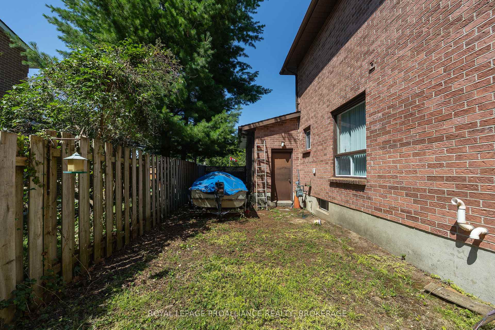 Photo 5 of 951 Newcastle Street, Kingston, North of Taylor-Kidd Blvd — HOMEH