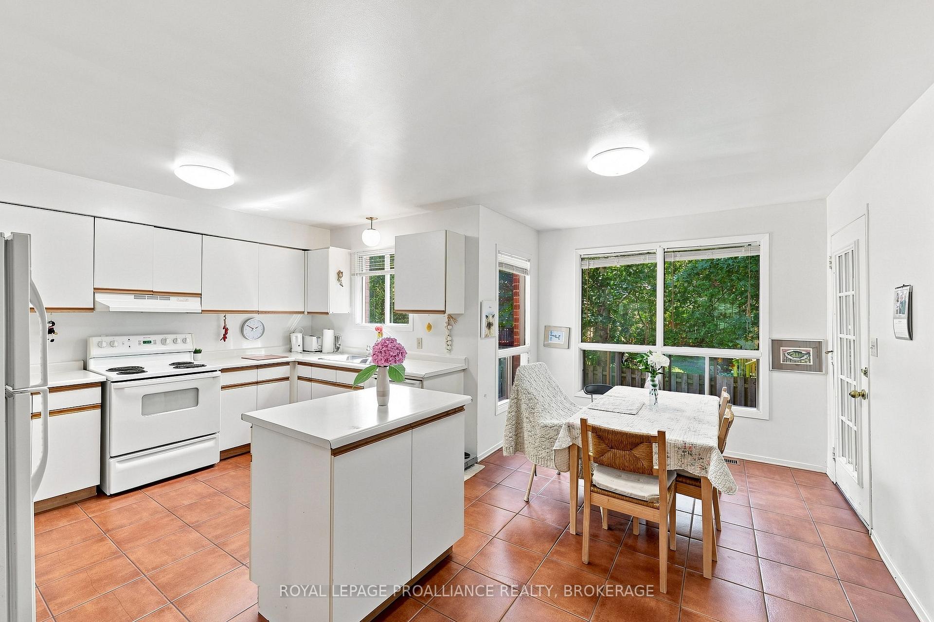 Photo 17 of 951 Newcastle Street, Kingston, North of Taylor-Kidd Blvd — HOMEH