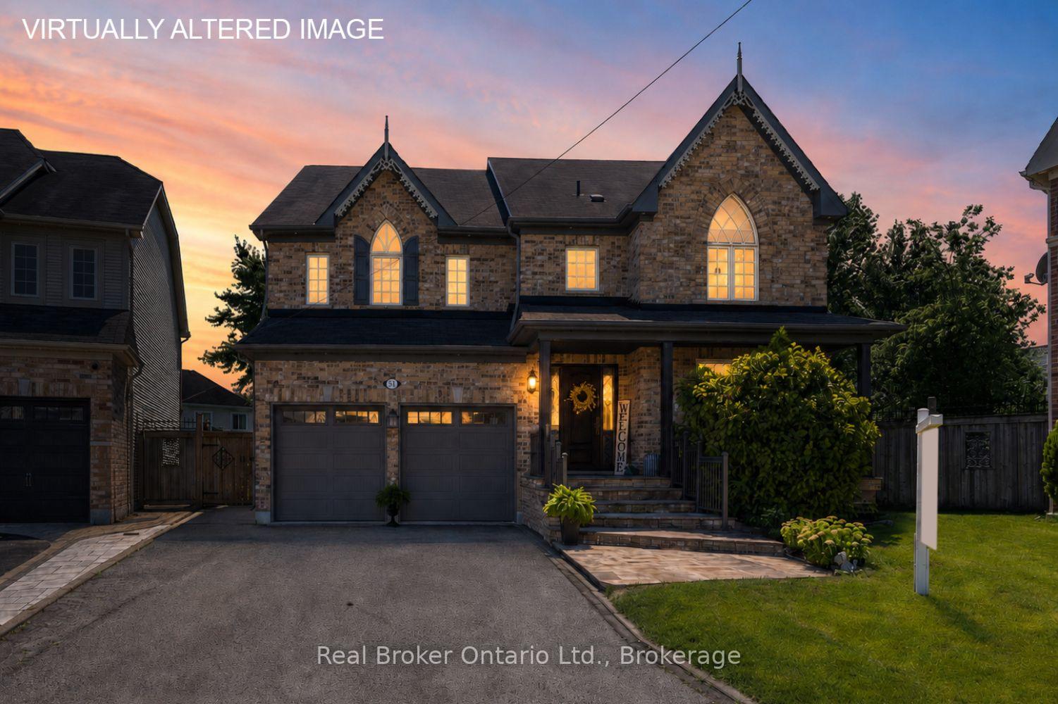 Photo 4 of 51 Brough Court, Clarington, Bowmanville — HOMEH