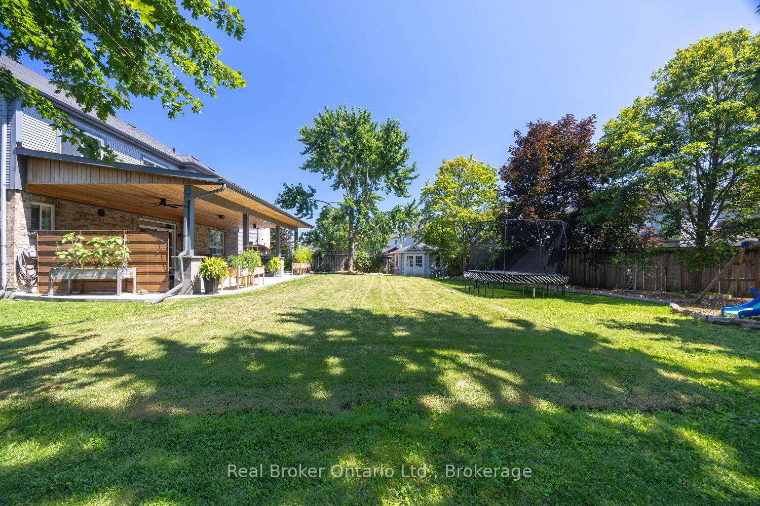 Photo 49 of 51 Brough Court, Clarington, Bowmanville — HOMEH