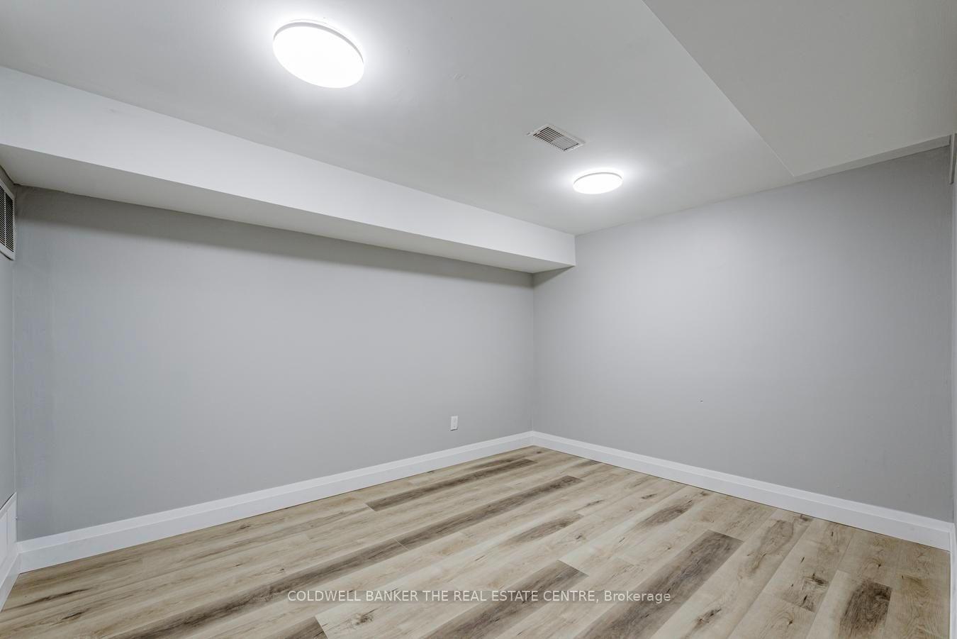 Photo 22 of Unit Upper, 246 Cherokee Blvd, North York, Pleasant View — HOMEH