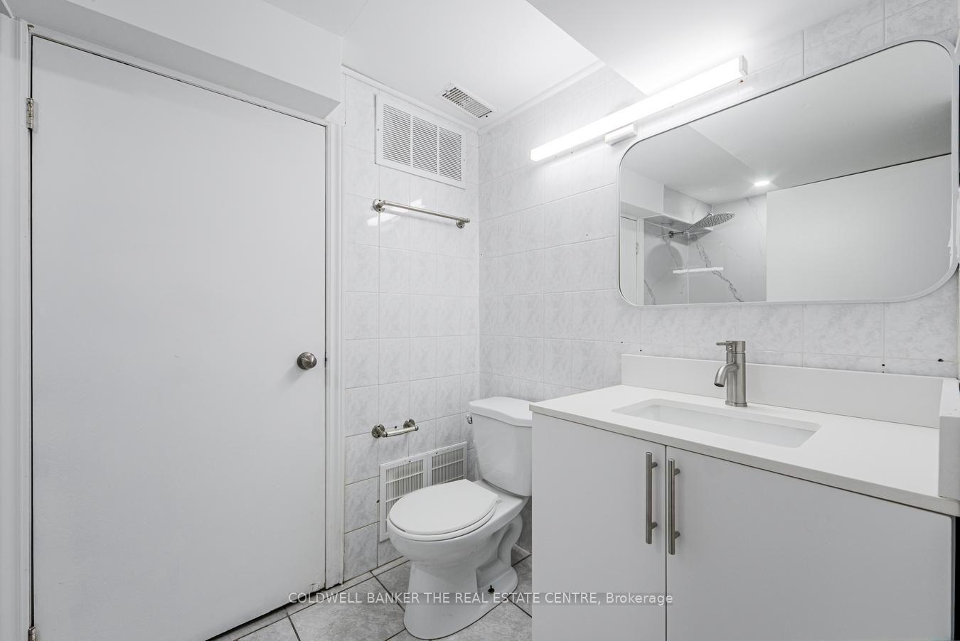 Photo 24 of Unit Upper, 246 Cherokee Blvd, North York, Pleasant View — HOMEH