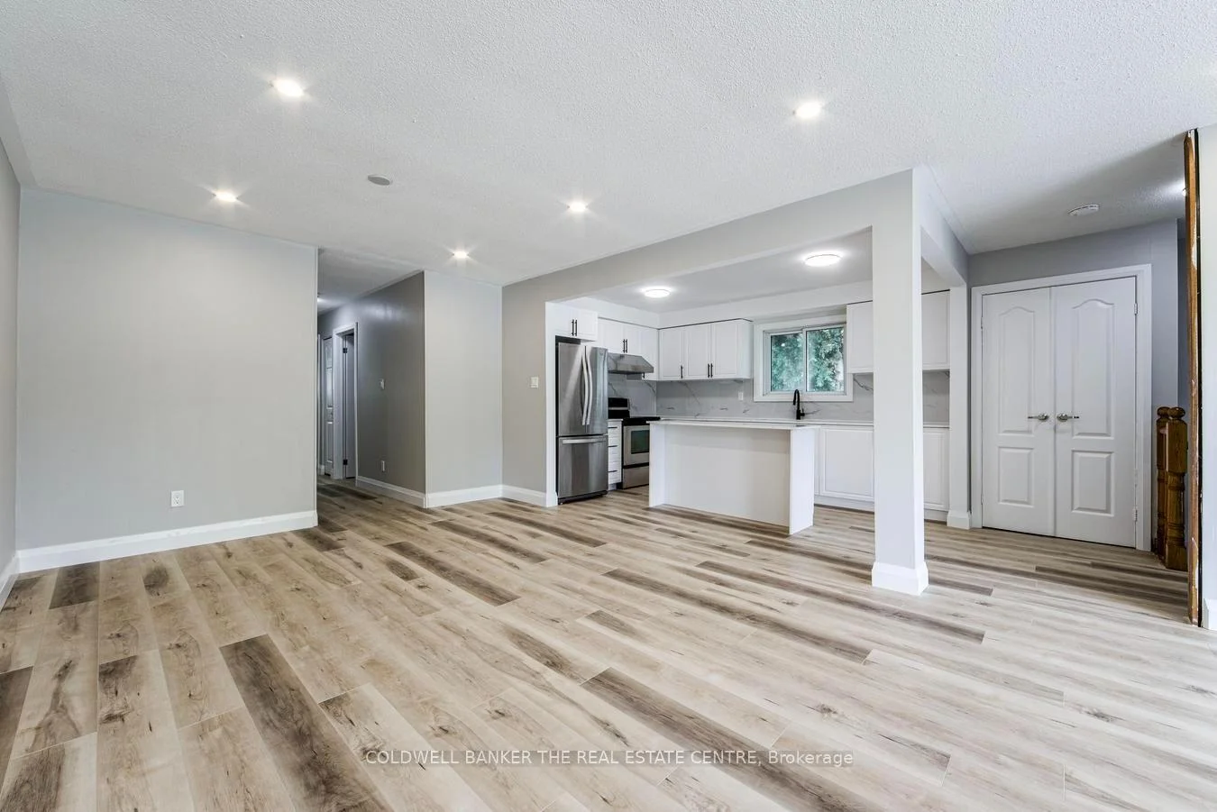 Photo 15 of Unit Upper, 246 Cherokee Blvd, North York, Pleasant View — HOMEH