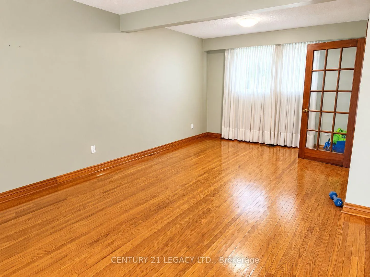 Photo 7 of Unit (Upper), 25 Edenborough Drive, Brampton, Southgate — HOMEH