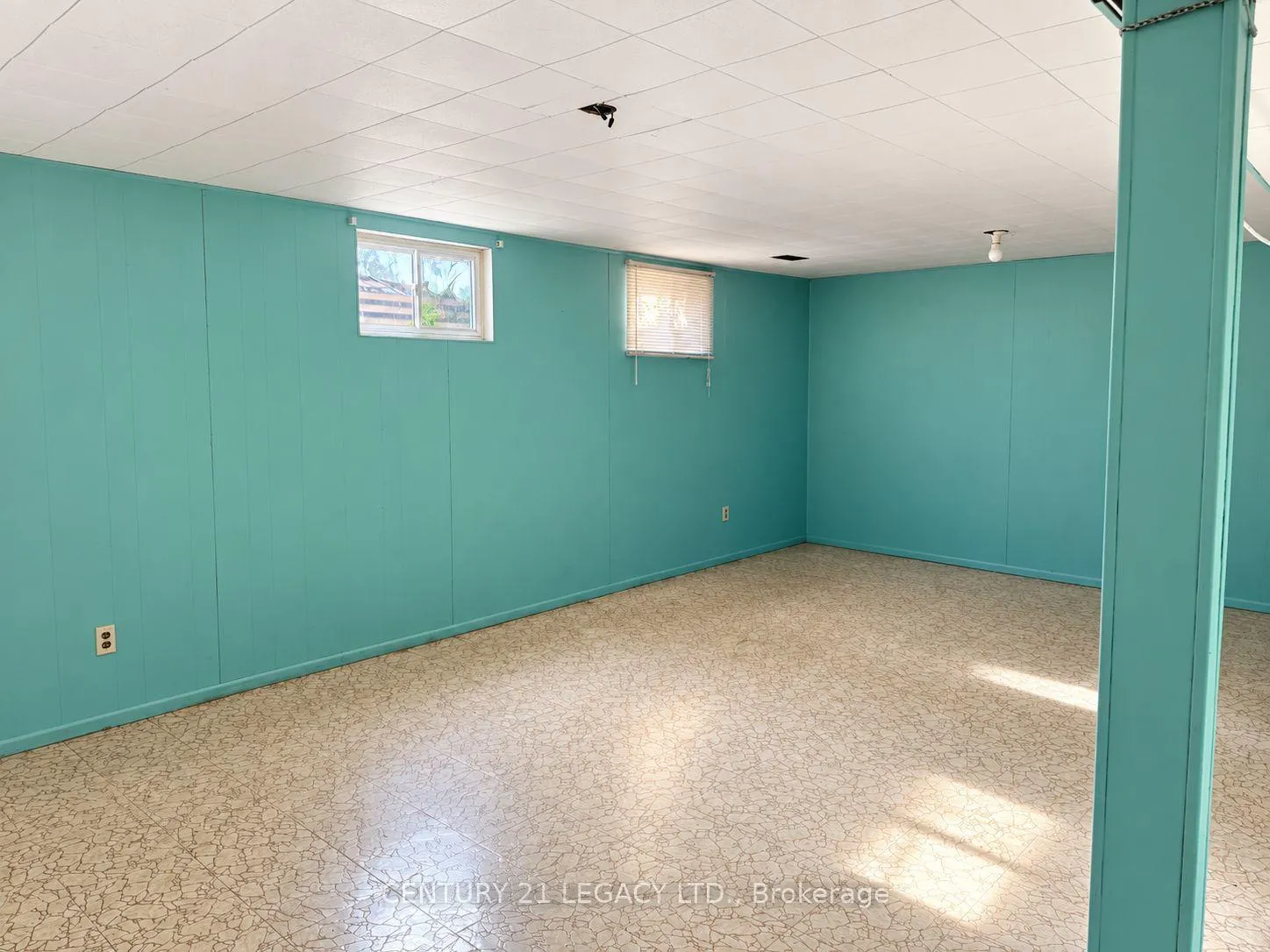 Photo 18 of Unit (Upper), 25 Edenborough Drive, Brampton, Southgate — HOMEH