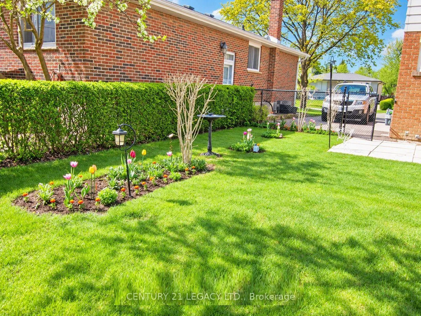 Photo 22 of Unit (Upper), 25 Edenborough Drive, Brampton, Southgate — HOMEH