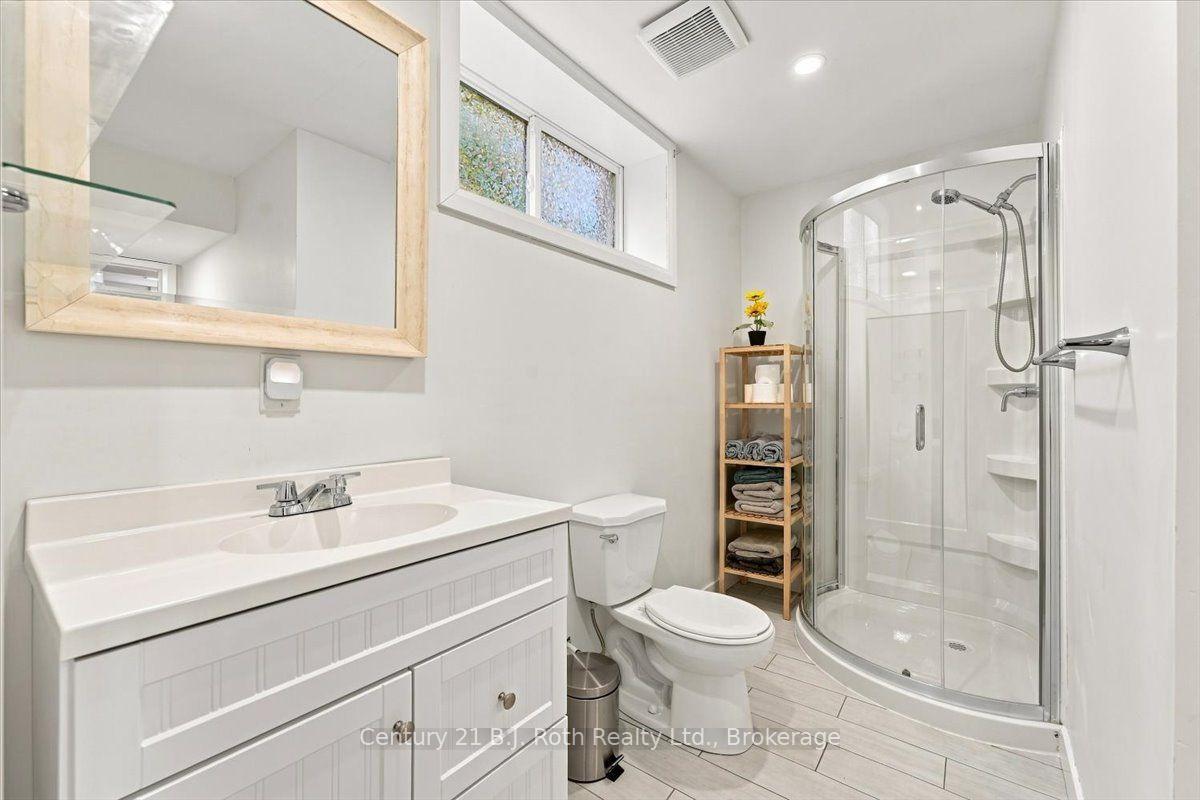 Photo 22 of 413 Irwin Street, Midland — HOMEH