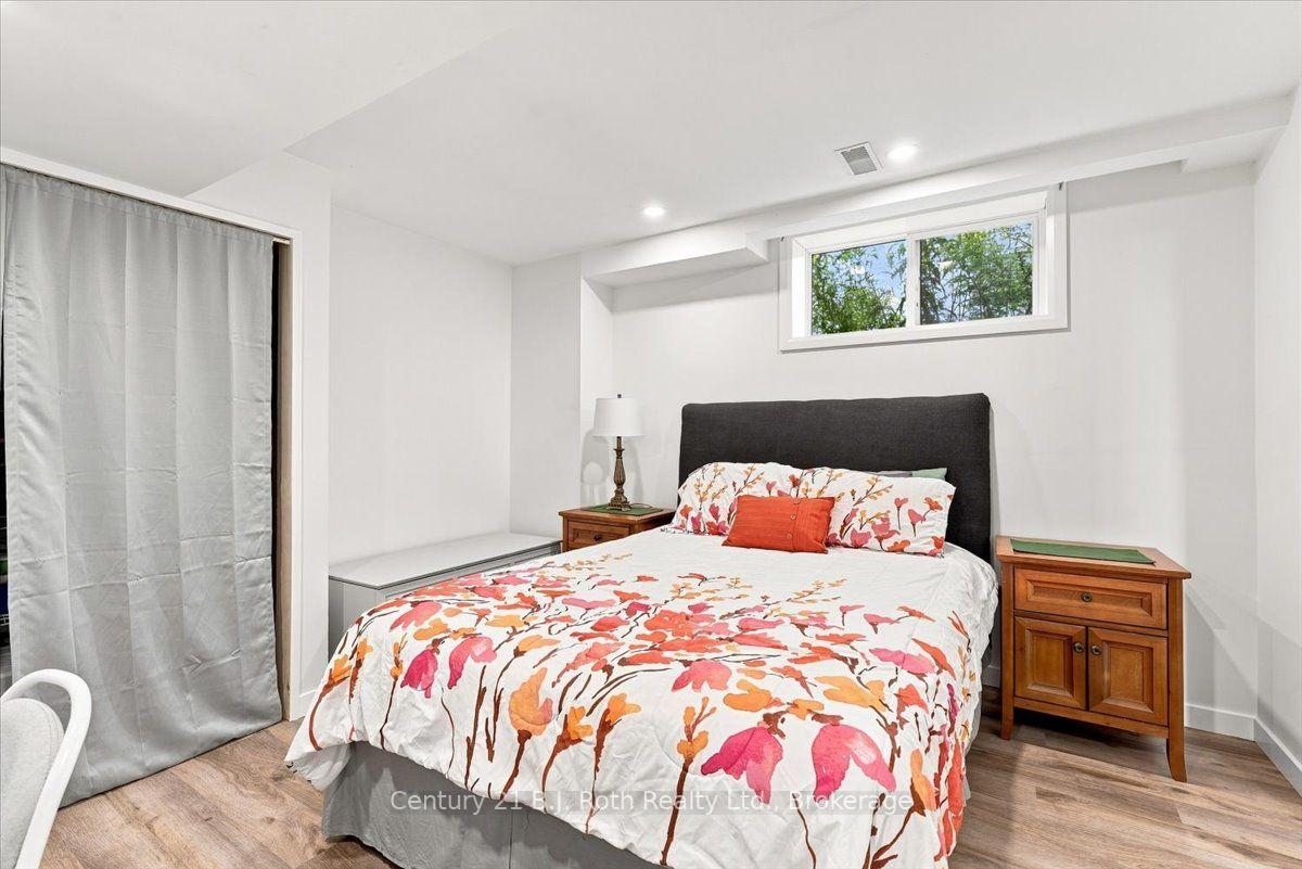 Photo 25 of 413 Irwin Street, Midland — HOMEH