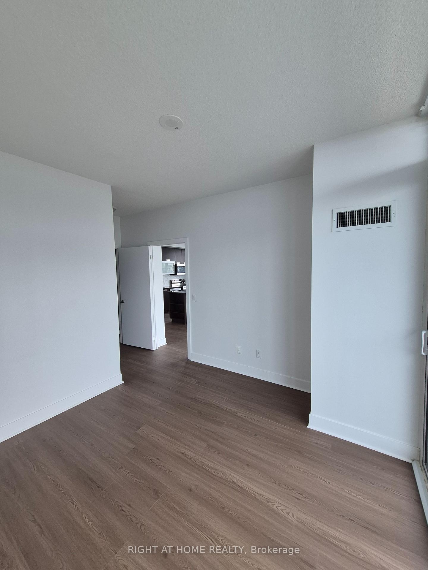 Photo 21 of Unit 1807, 90 Stadium Road, Toronto, Niagara — HOMEH