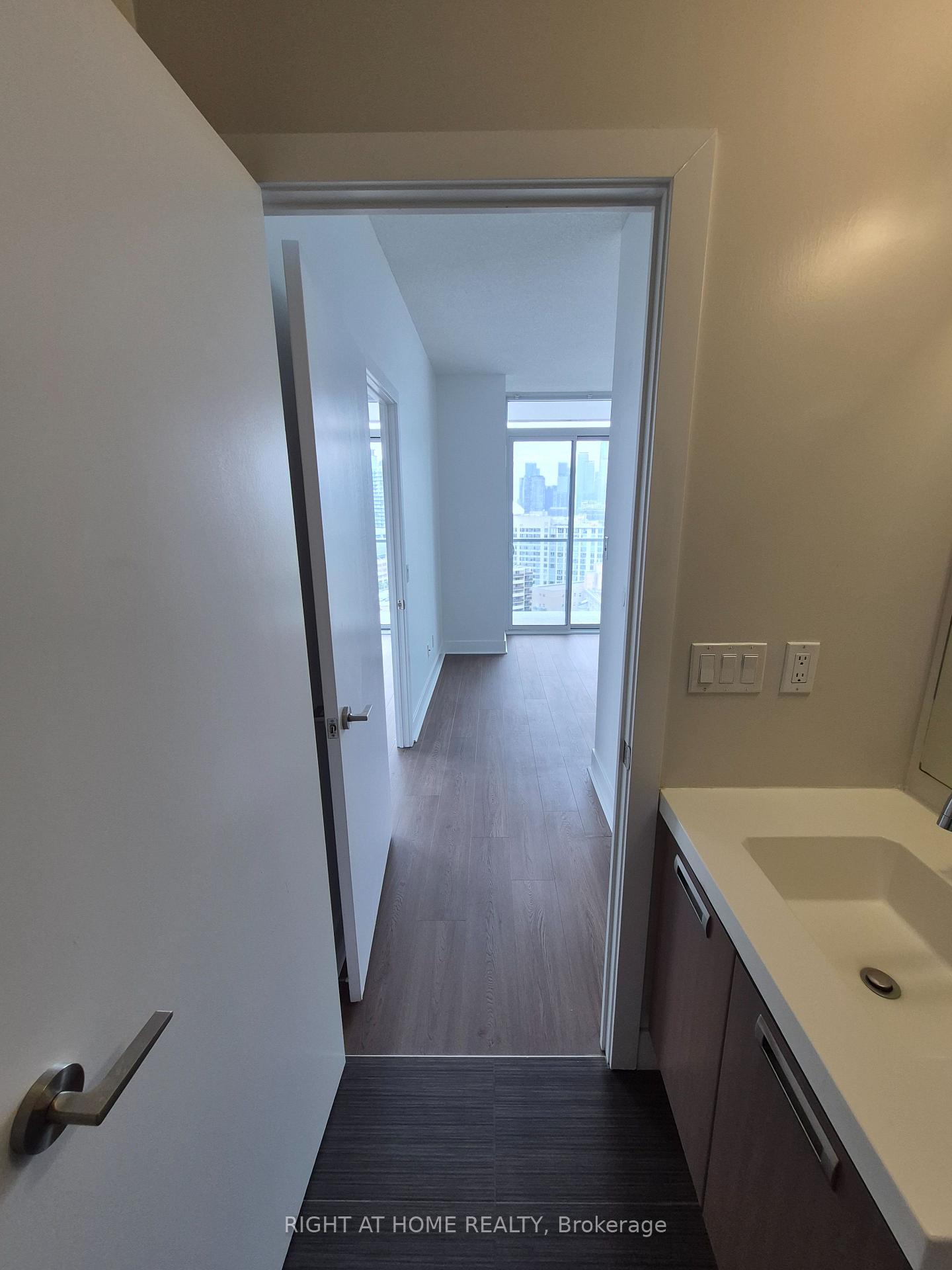 Photo 24 of Unit 1807, 90 Stadium Road, Toronto, Niagara — HOMEH