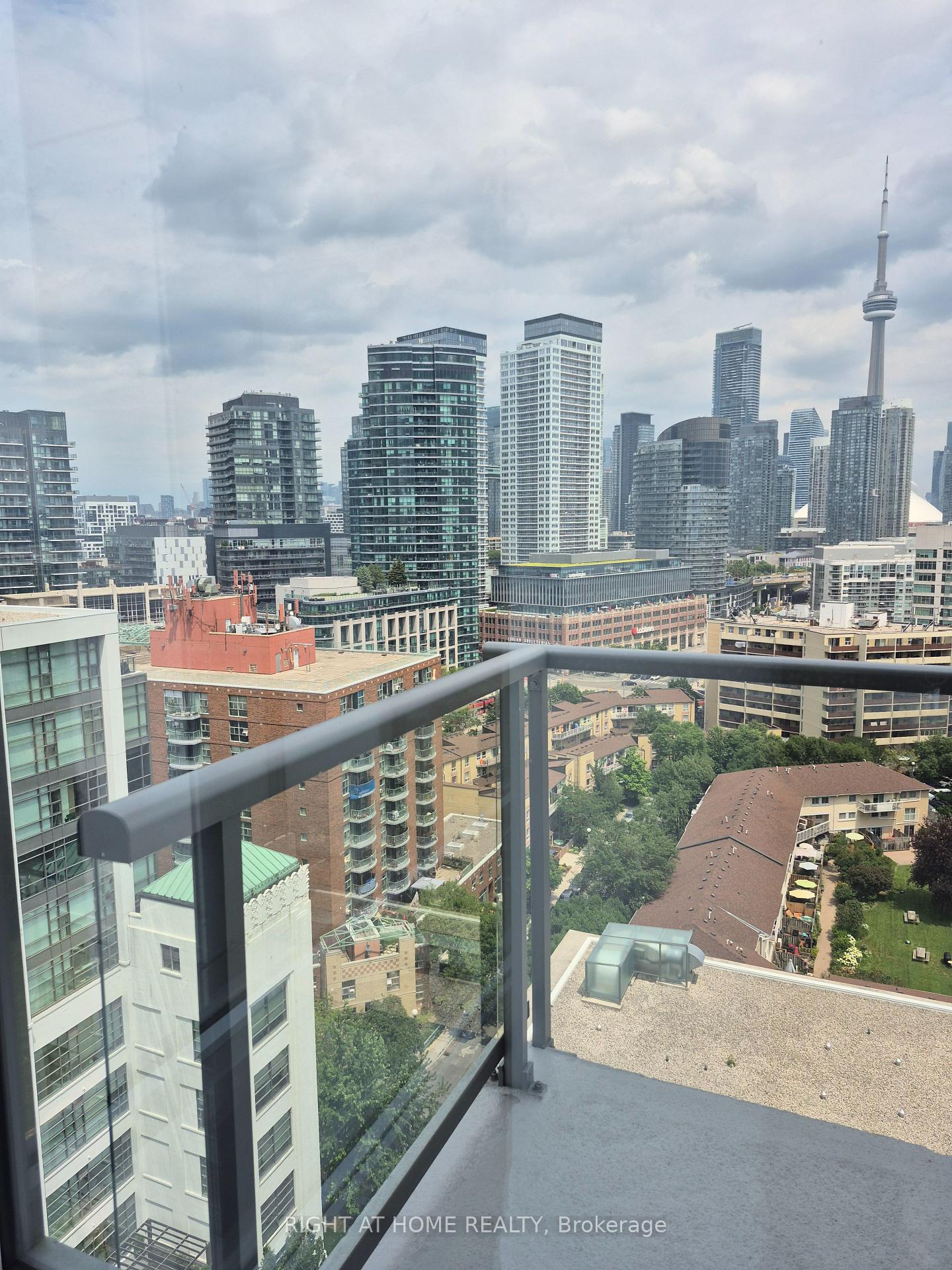 Photo 25 of Unit 1807, 90 Stadium Road, Toronto, Niagara — HOMEH