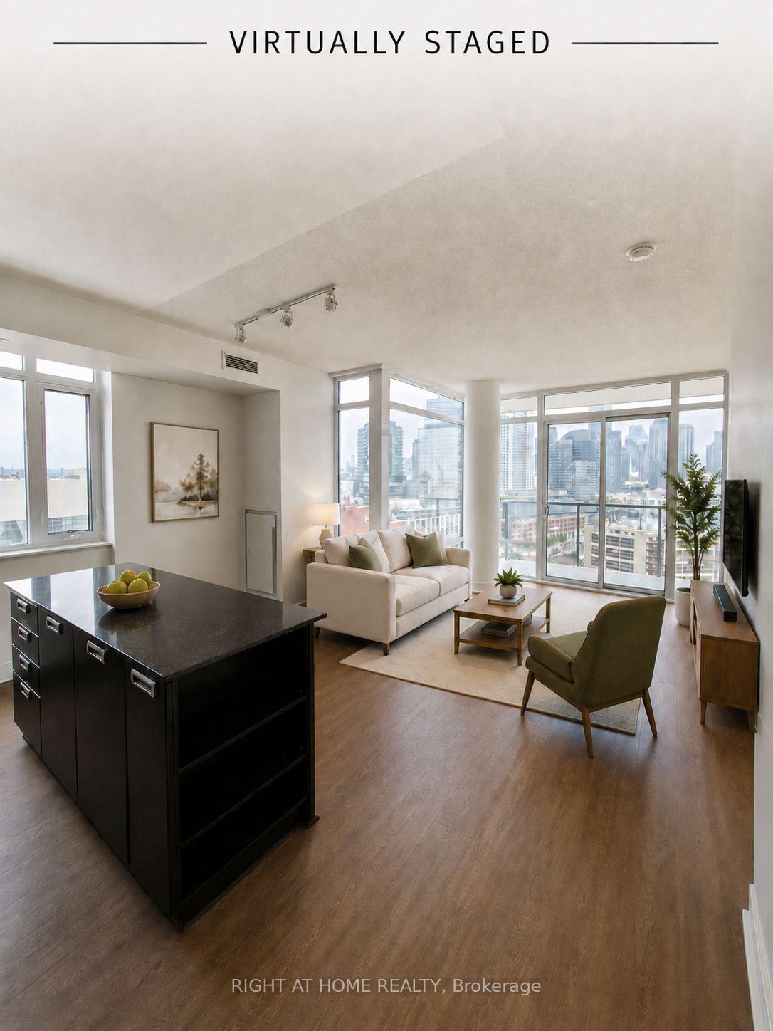 Photo 10 of Unit 1807, 90 Stadium Road, Toronto, Niagara — HOMEH