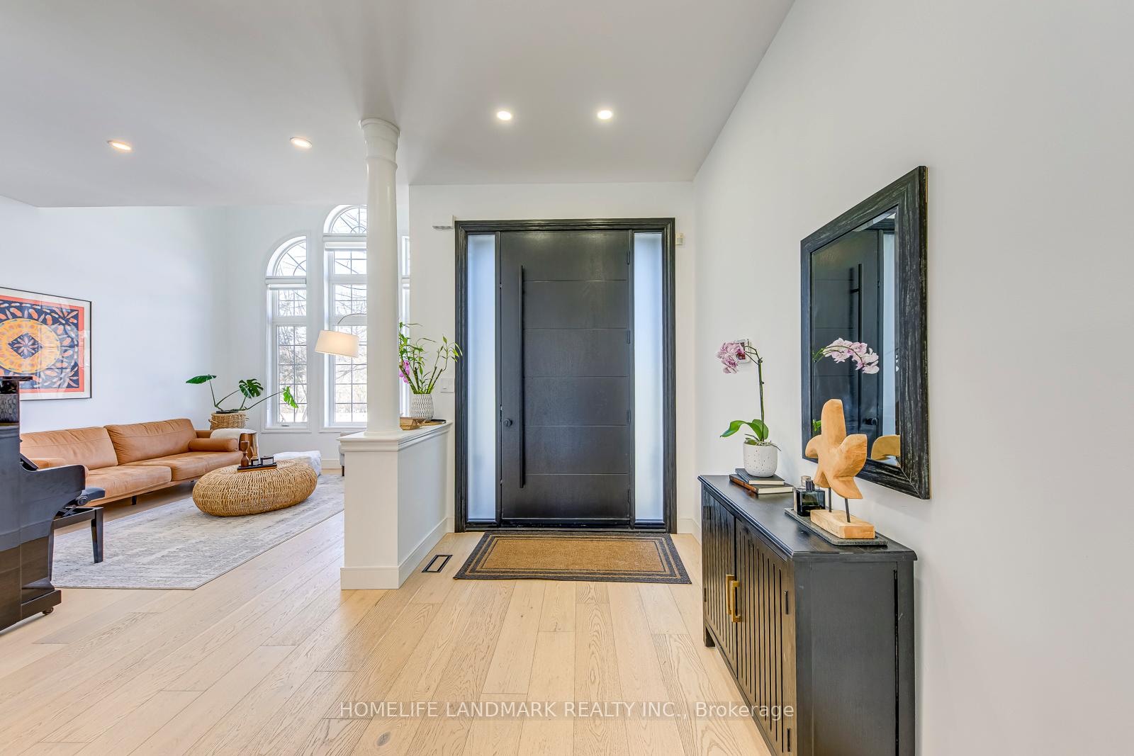 Photo 4 of 1516 Pinery Crescent, Oakville, Joshua Creek — HOMEH