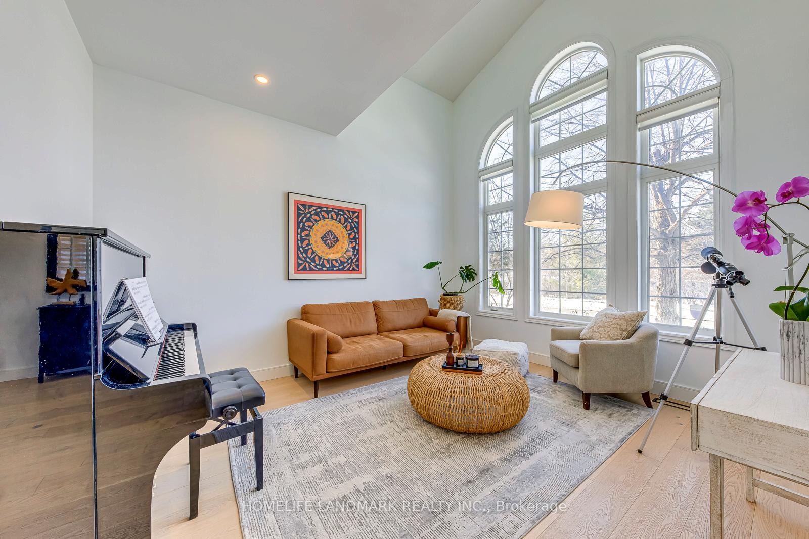 Photo 5 of 1516 Pinery Crescent, Oakville, Joshua Creek — HOMEH