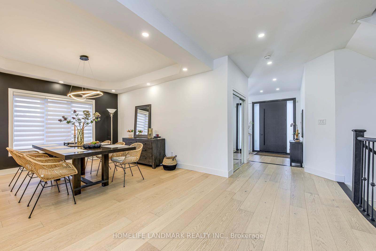 Photo 9 of 1516 Pinery Crescent, Oakville, Joshua Creek — HOMEH