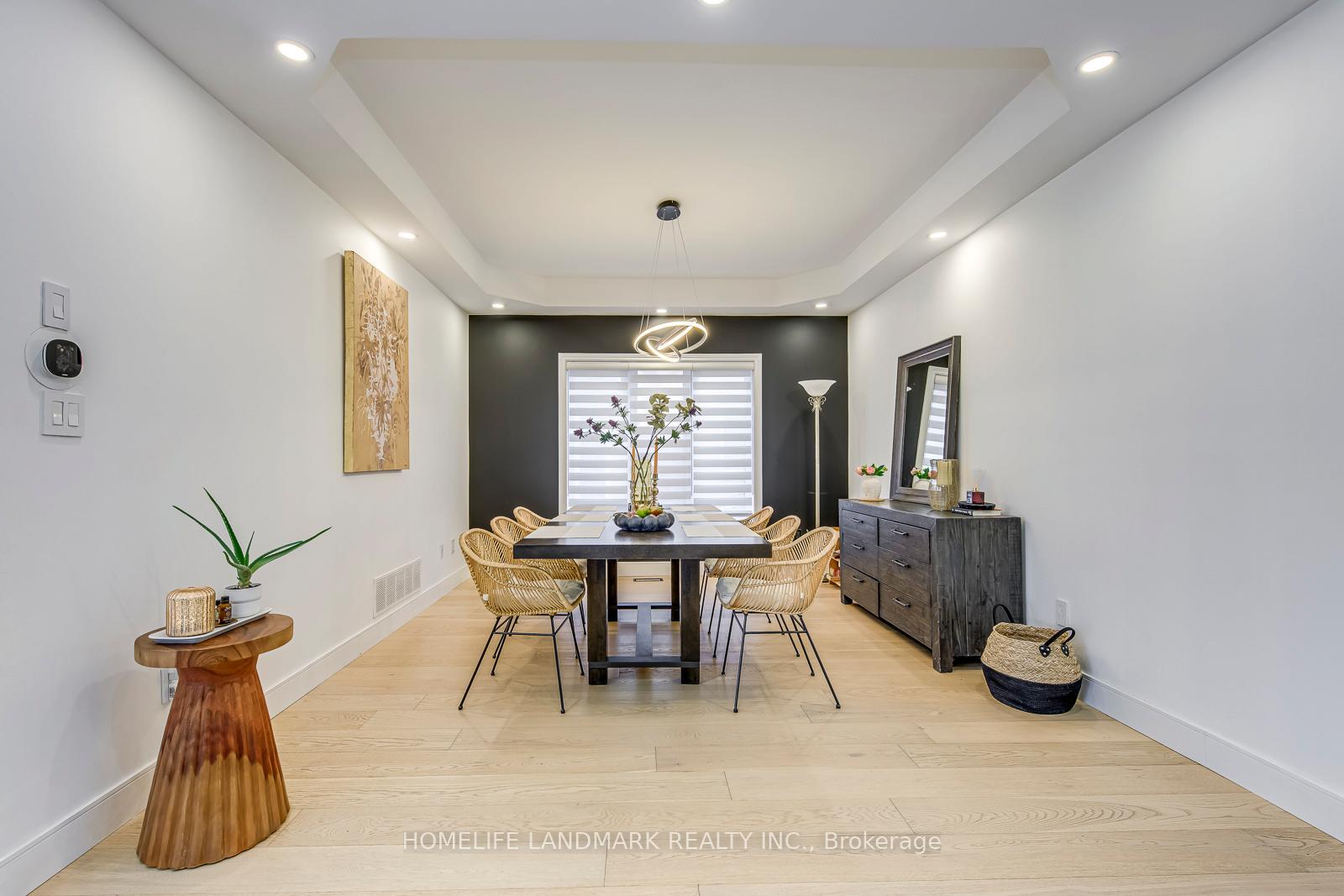 Photo 10 of 1516 Pinery Crescent, Oakville, Joshua Creek — HOMEH