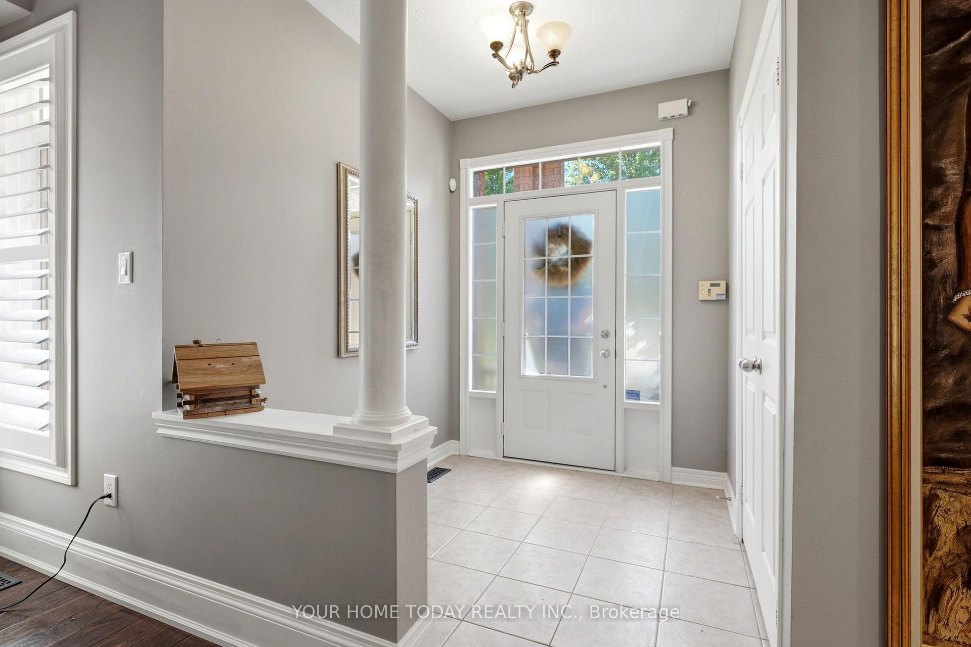 Photo 6 of 11 Orchid Avenue, Halton Hills, Georgetown — HOMEH