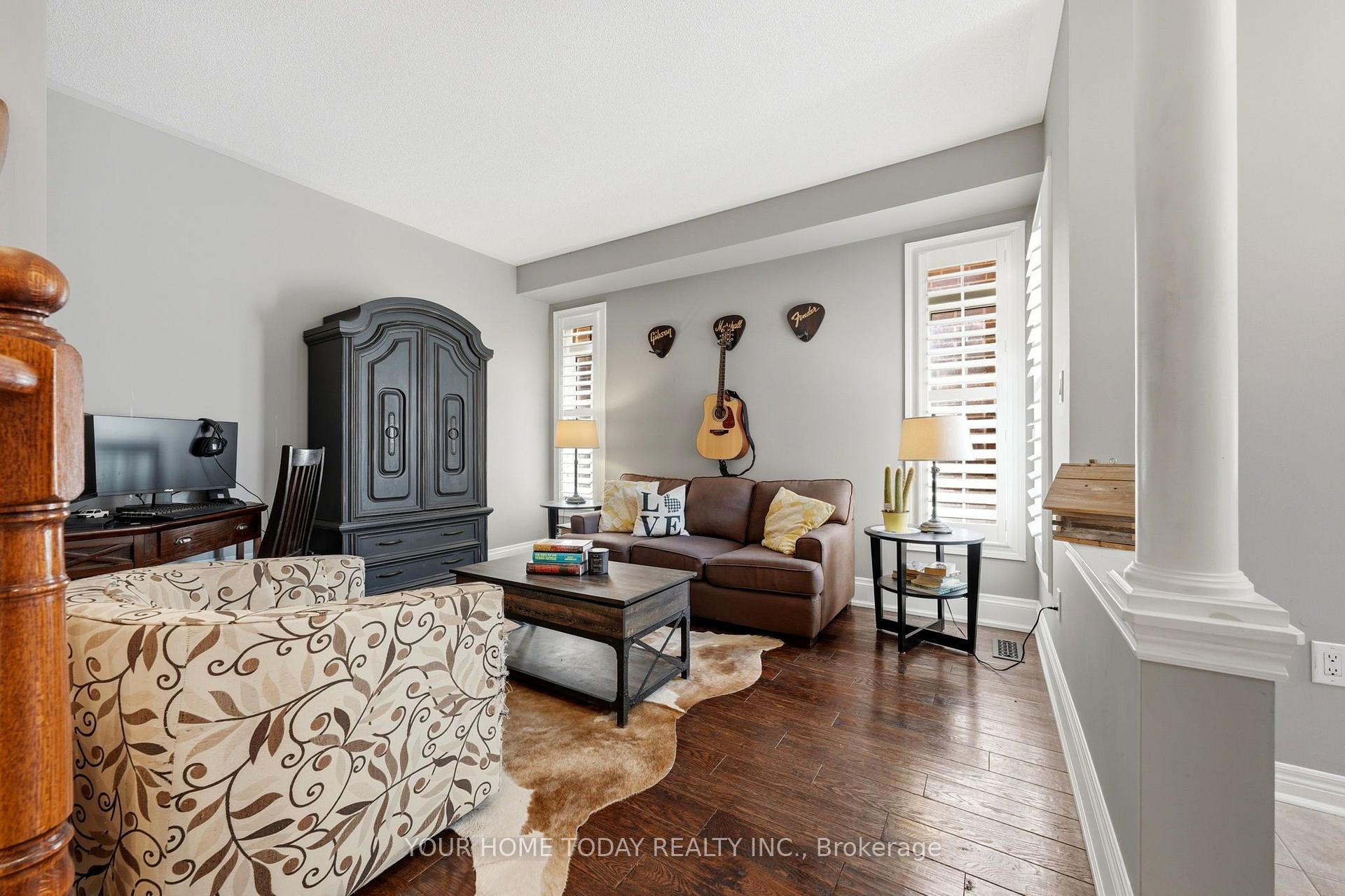 Photo 7 of 11 Orchid Avenue, Halton Hills, Georgetown — HOMEH