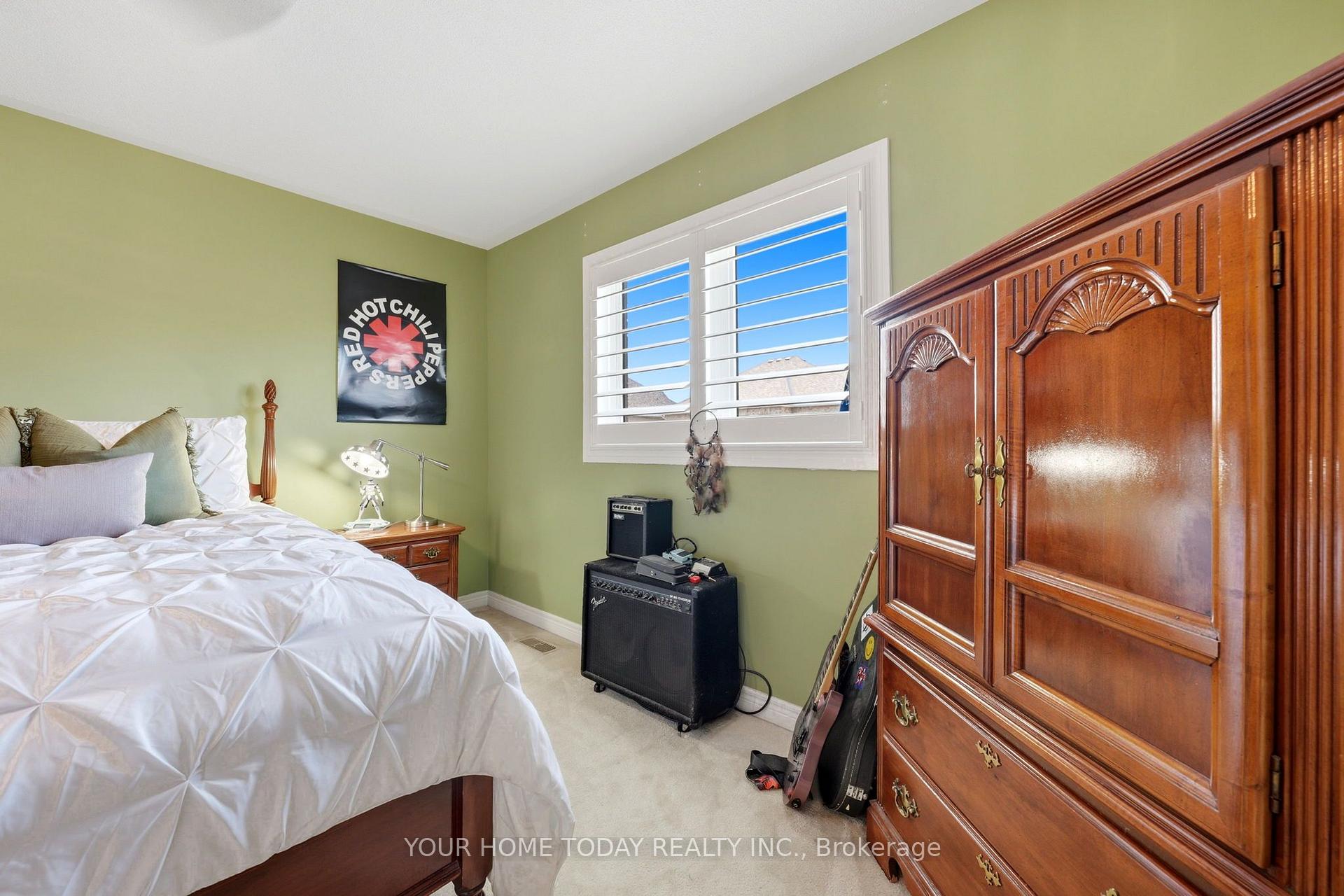 Photo 36 of 11 Orchid Avenue, Halton Hills, Georgetown — HOMEH