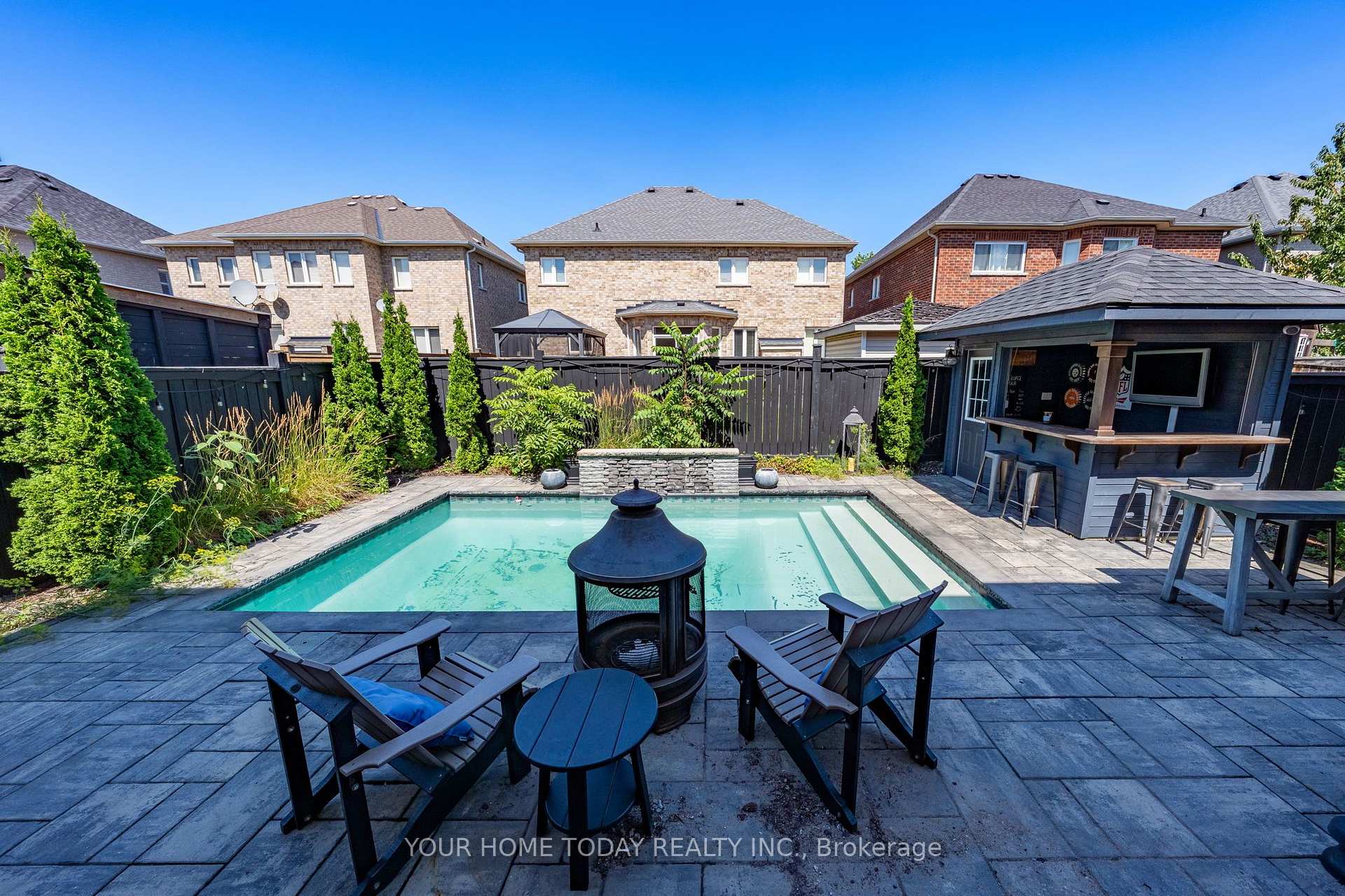 Photo 39 of 11 Orchid Avenue, Halton Hills, Georgetown — HOMEH