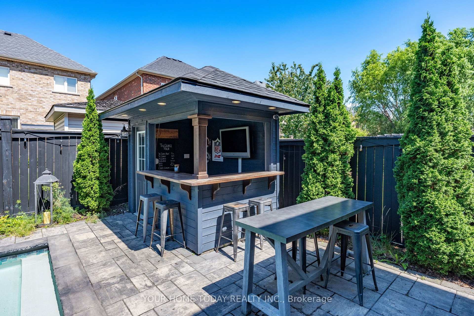Photo 44 of 11 Orchid Avenue, Halton Hills, Georgetown — HOMEH