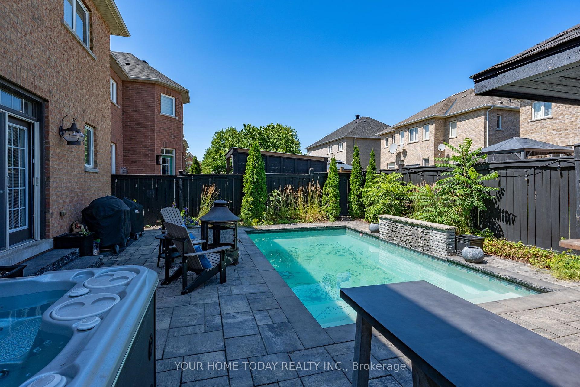 Photo 45 of 11 Orchid Avenue, Halton Hills, Georgetown — HOMEH