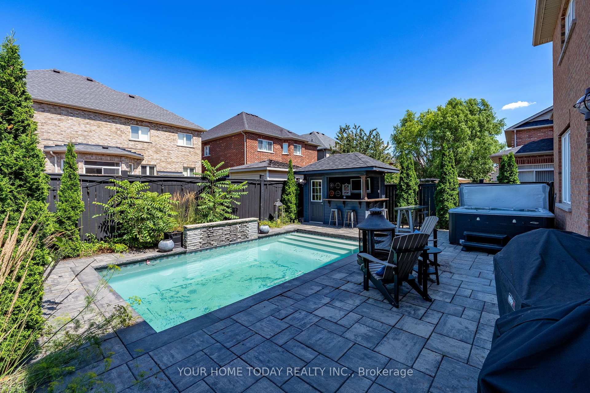 Photo 46 of 11 Orchid Avenue, Halton Hills, Georgetown — HOMEH