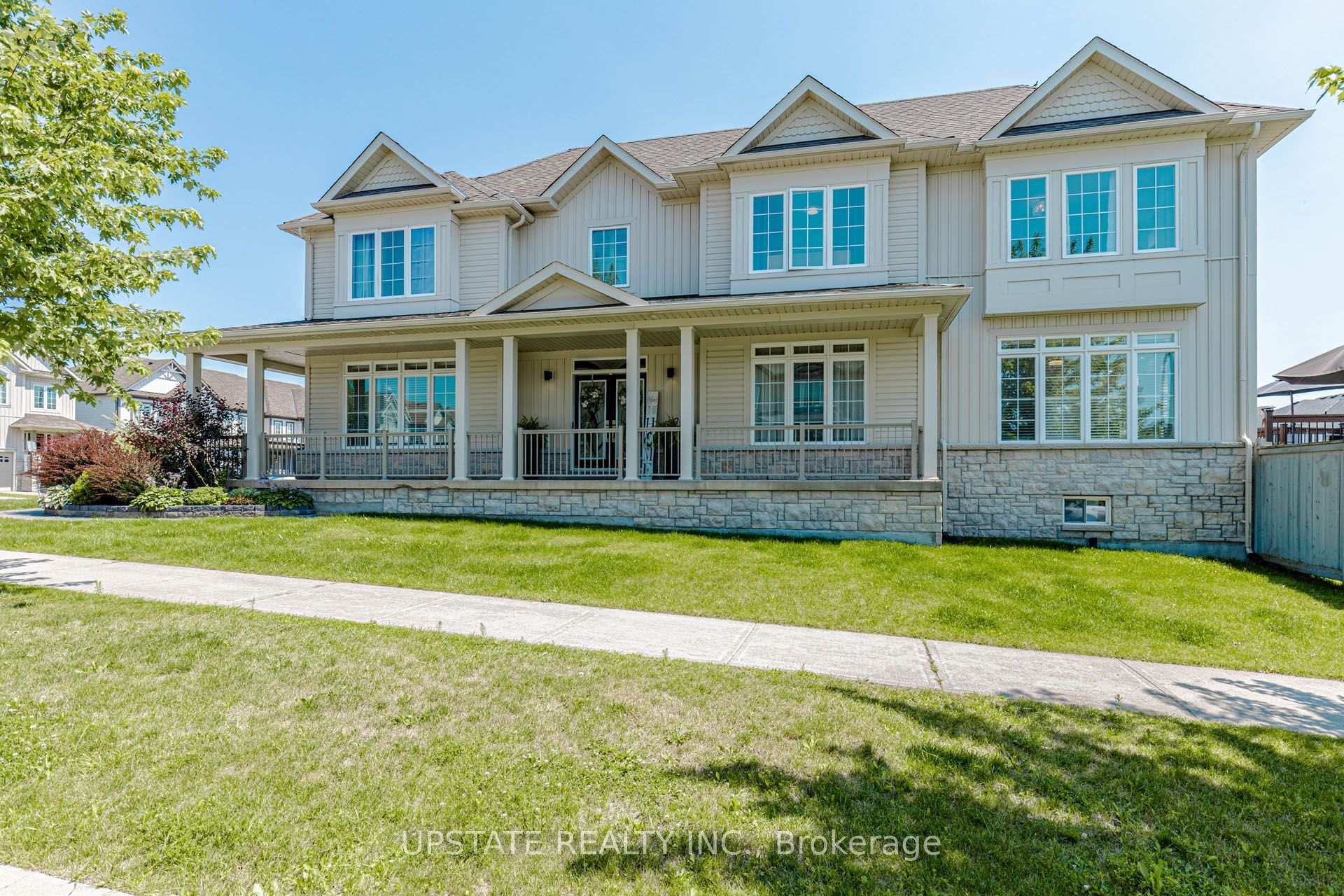 Photo 4 of 757 Cook Crescent, Shelburne — HOMEH